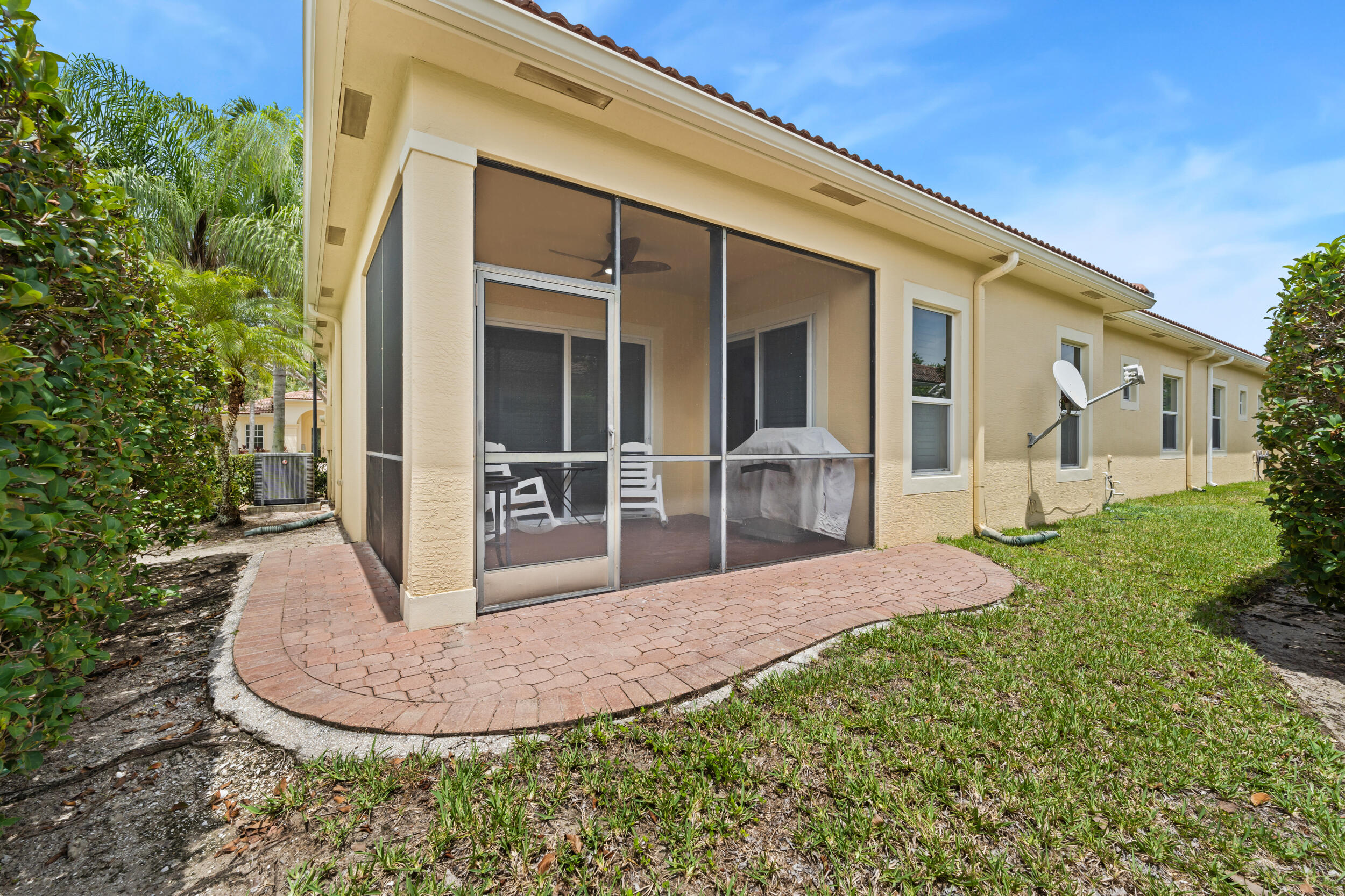 VERANO - Residential