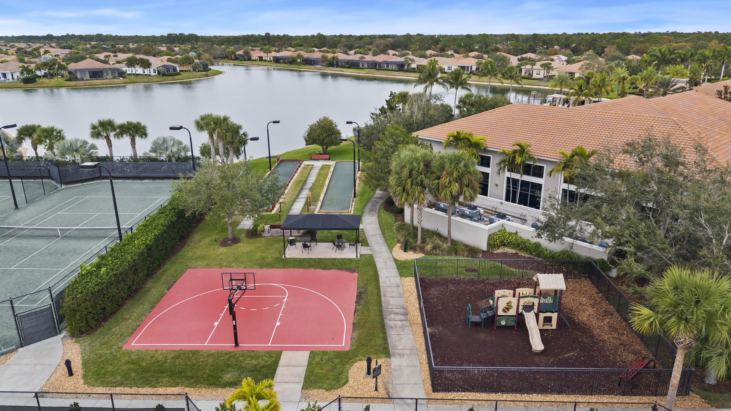 VERANO - Residential