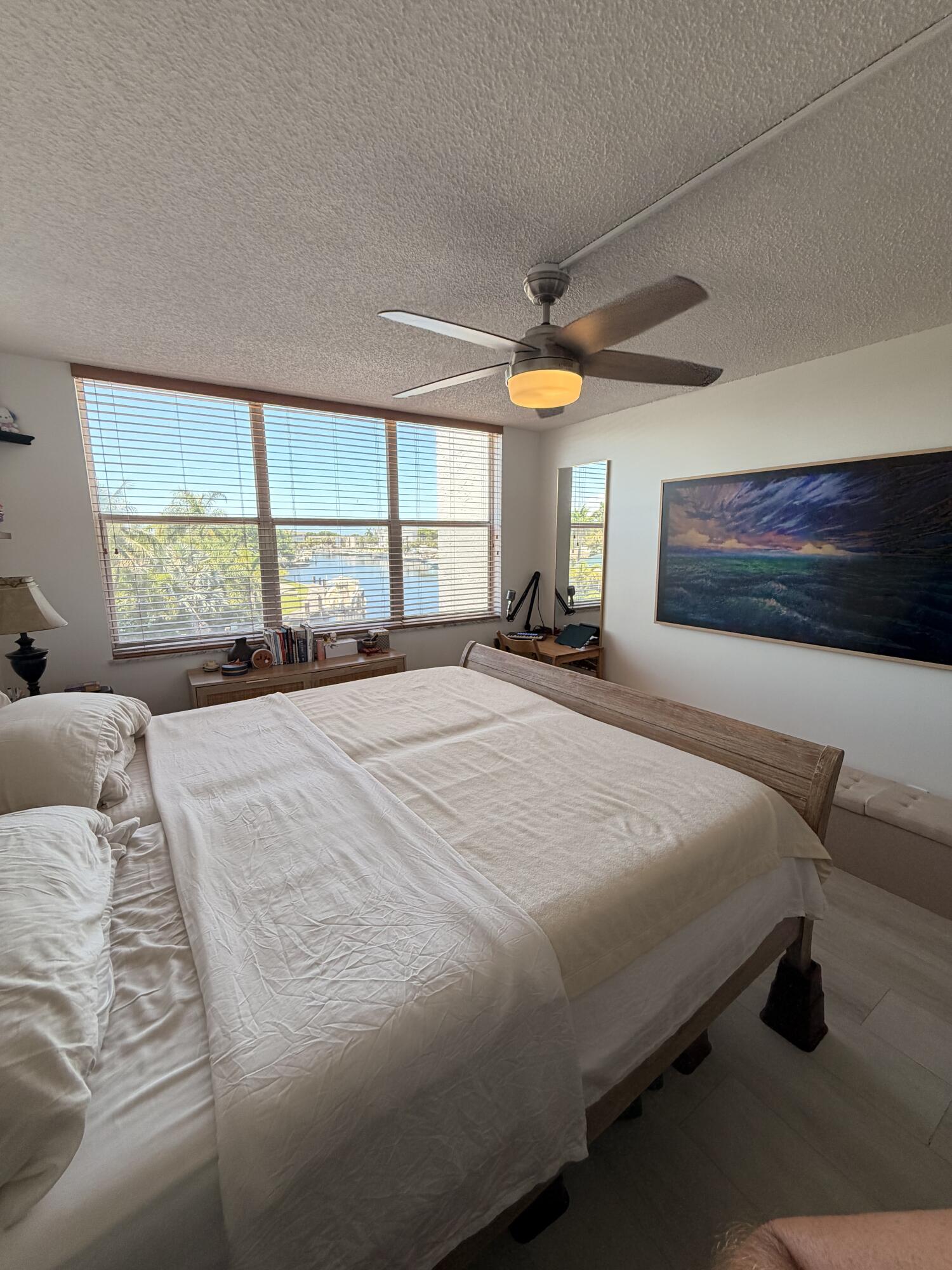ISLAND CLUB FOUR CONDO - Residential