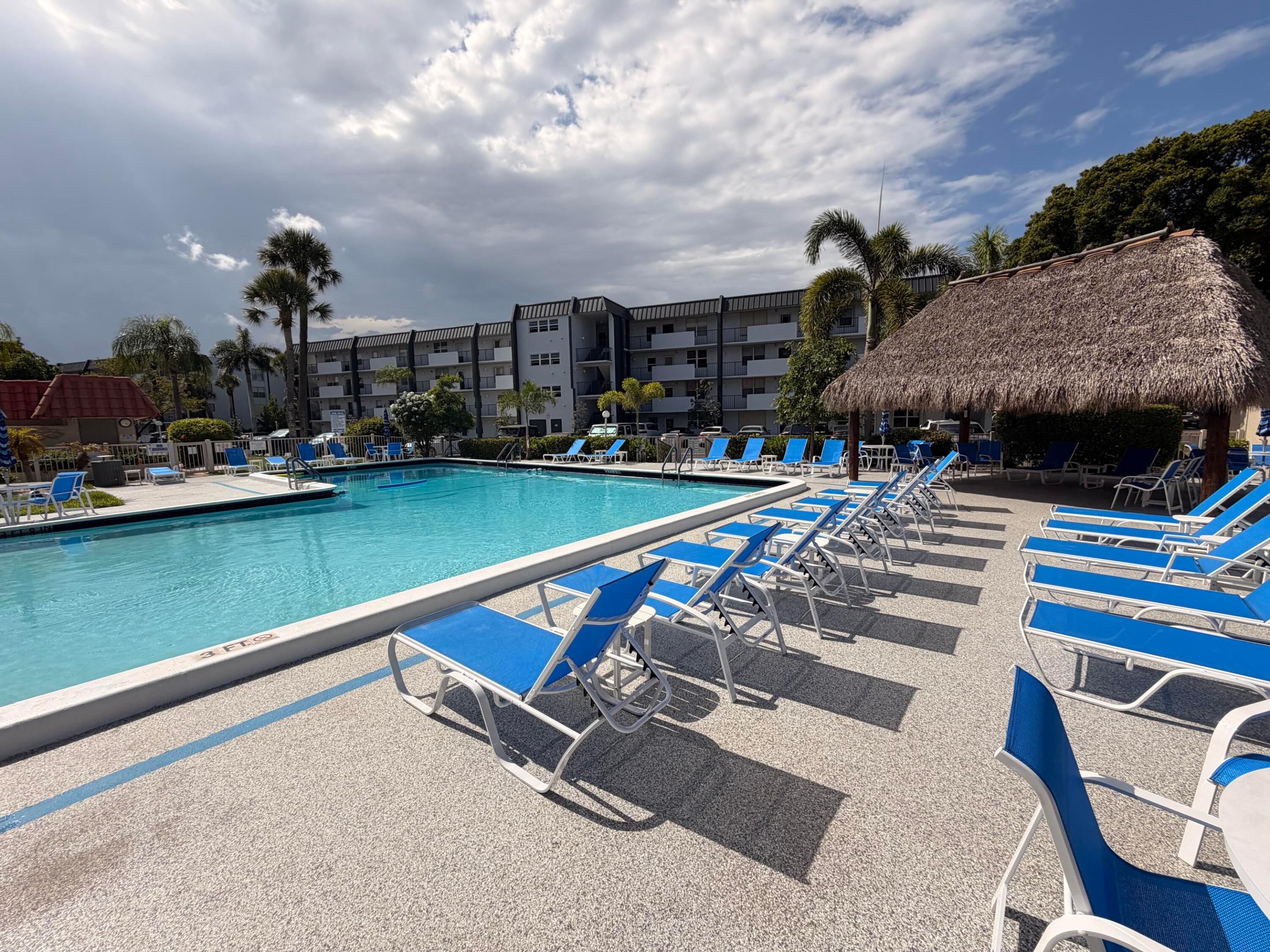 ISLAND CLUB FOUR CONDO - Residential