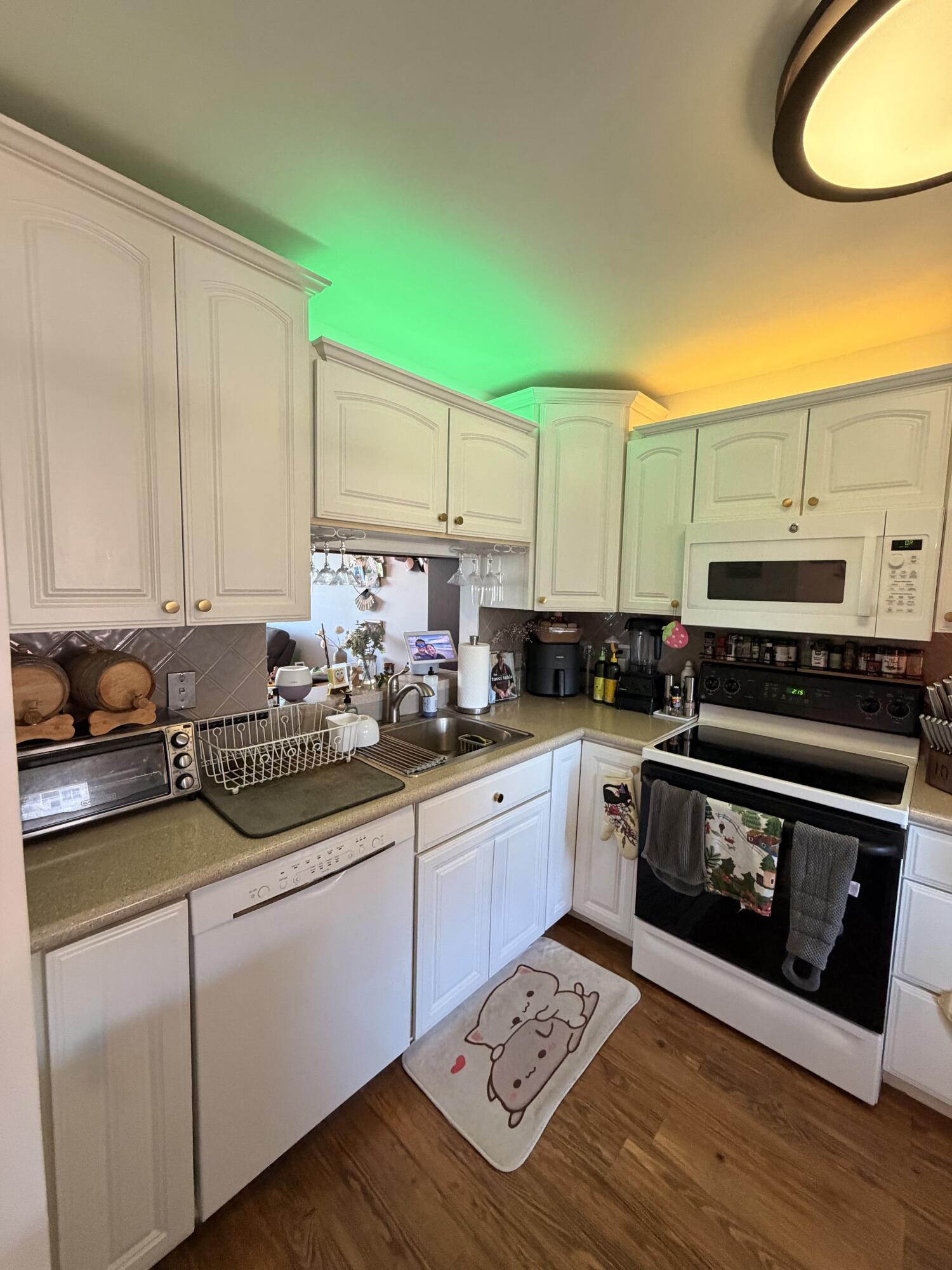 ISLAND CLUB FOUR CONDO - Residential