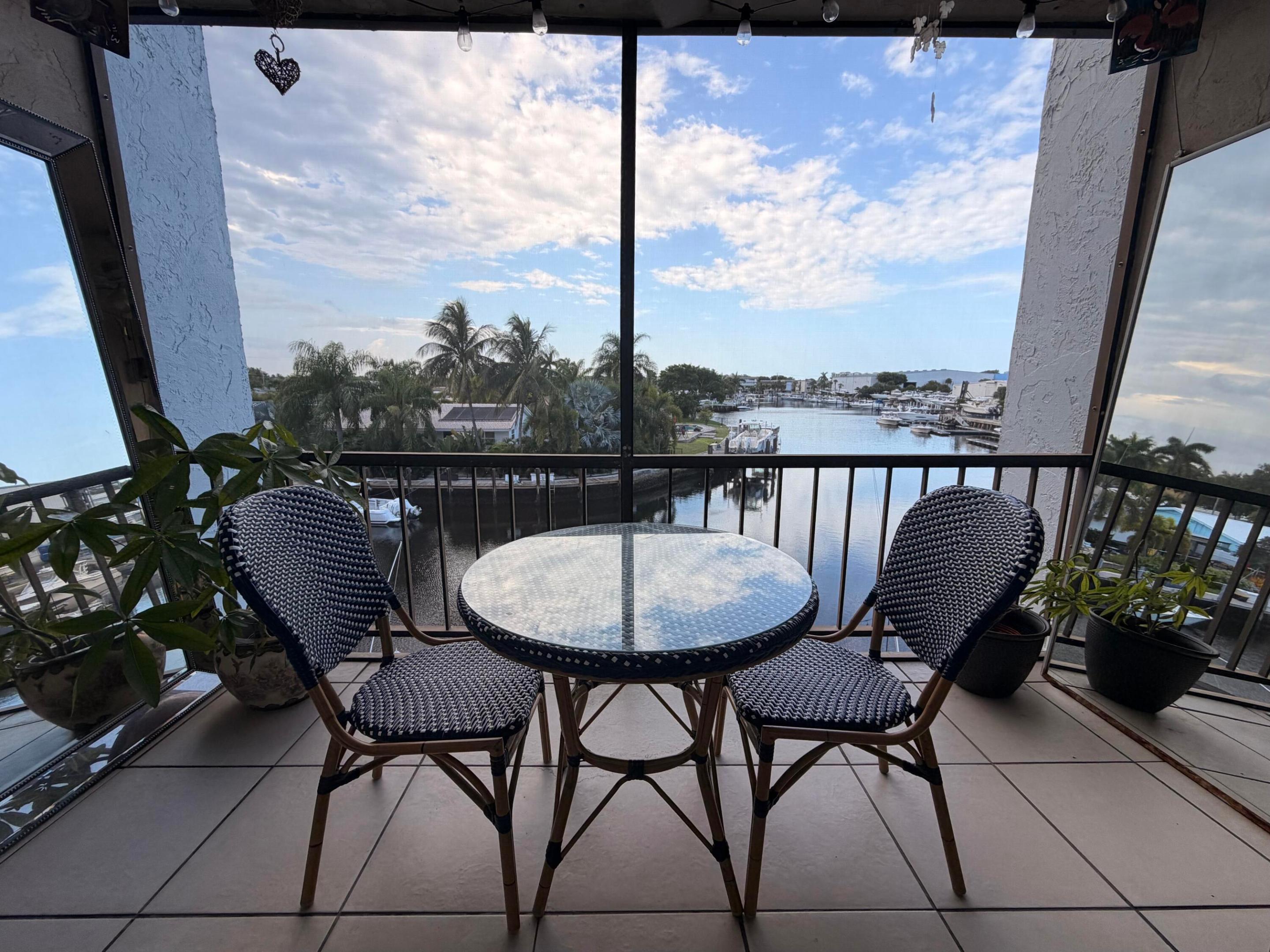 ISLAND CLUB FOUR CONDO - Residential