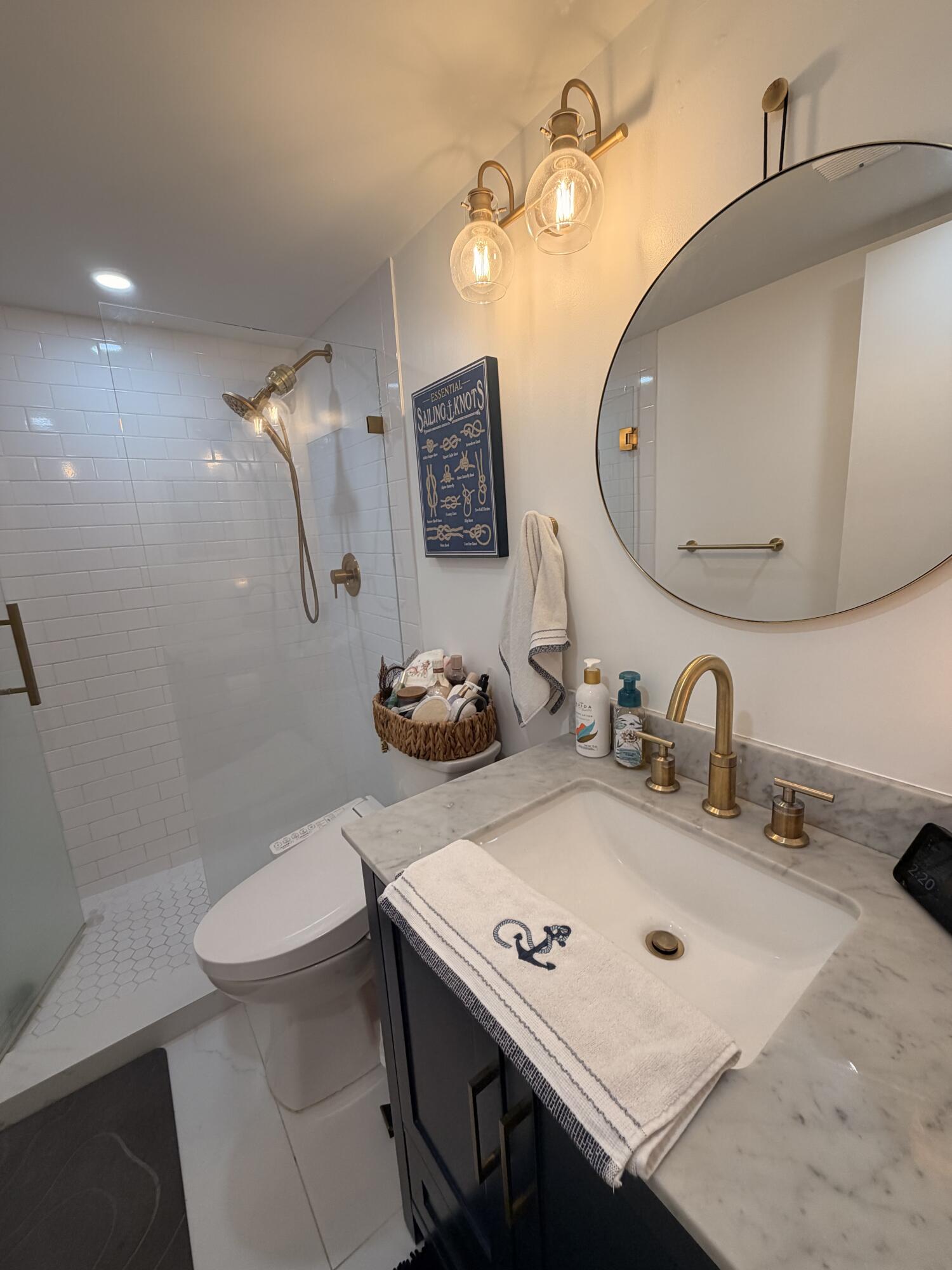 ISLAND CLUB FOUR CONDO - Residential