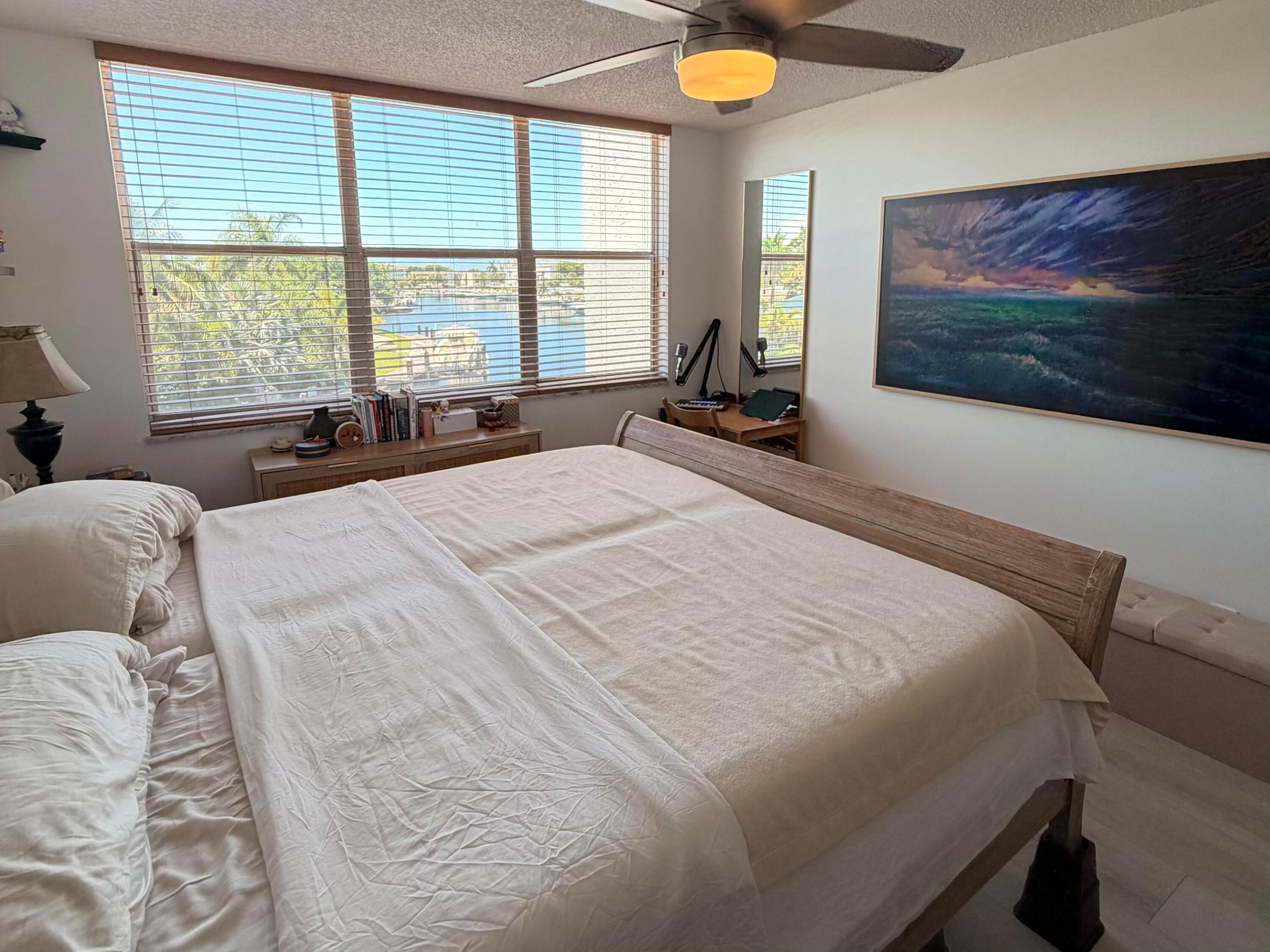 ISLAND CLUB FOUR CONDO - Residential