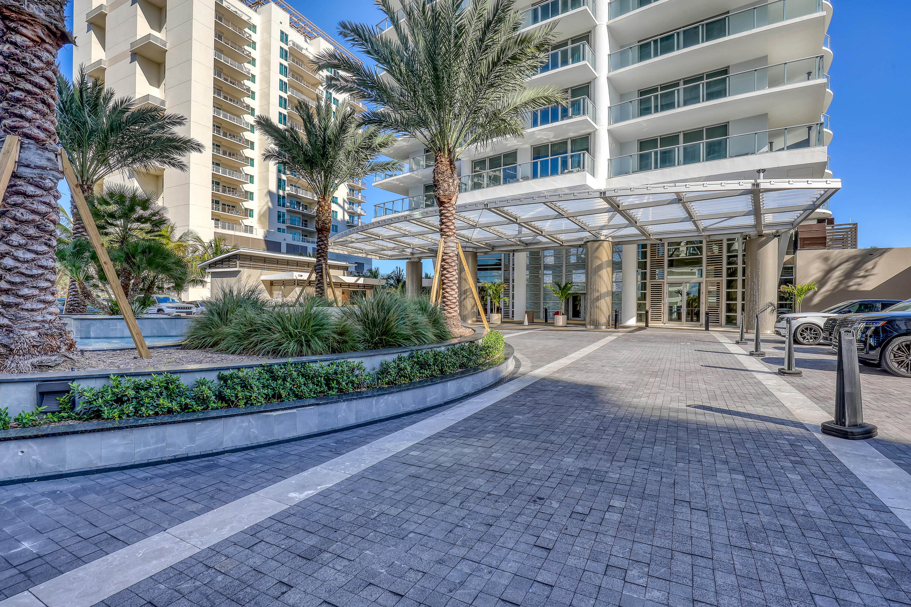 AMRIT OCEAN RESORT 2 CONDO - Residential