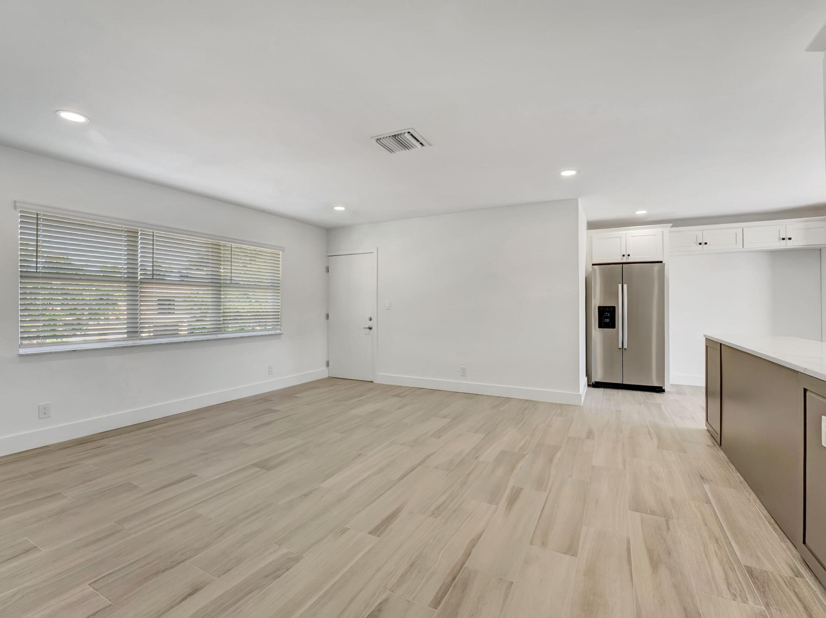 HIGHLAND BEACH ISLES - Residential Income