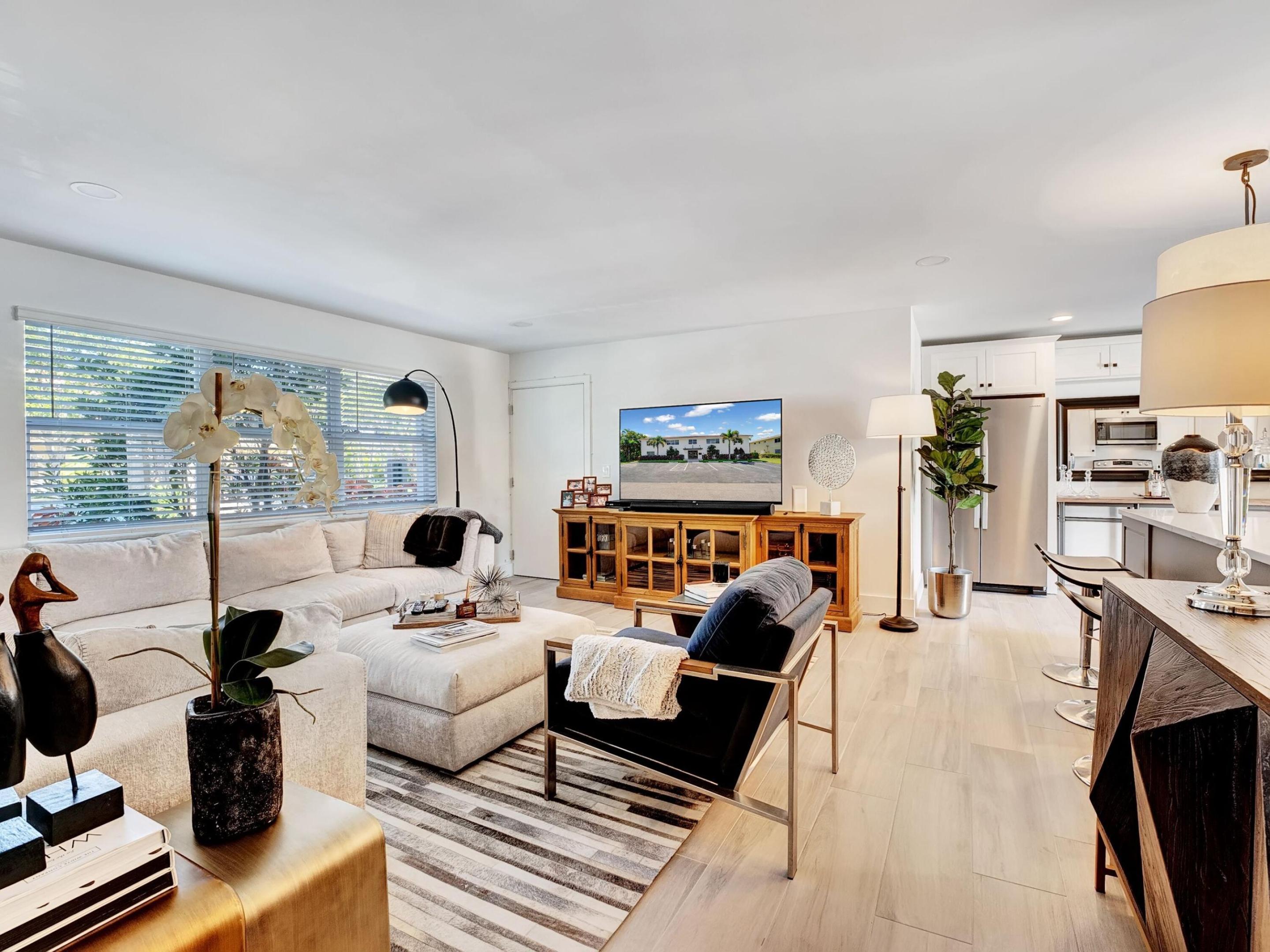 HIGHLAND BEACH ISLES - Residential Income