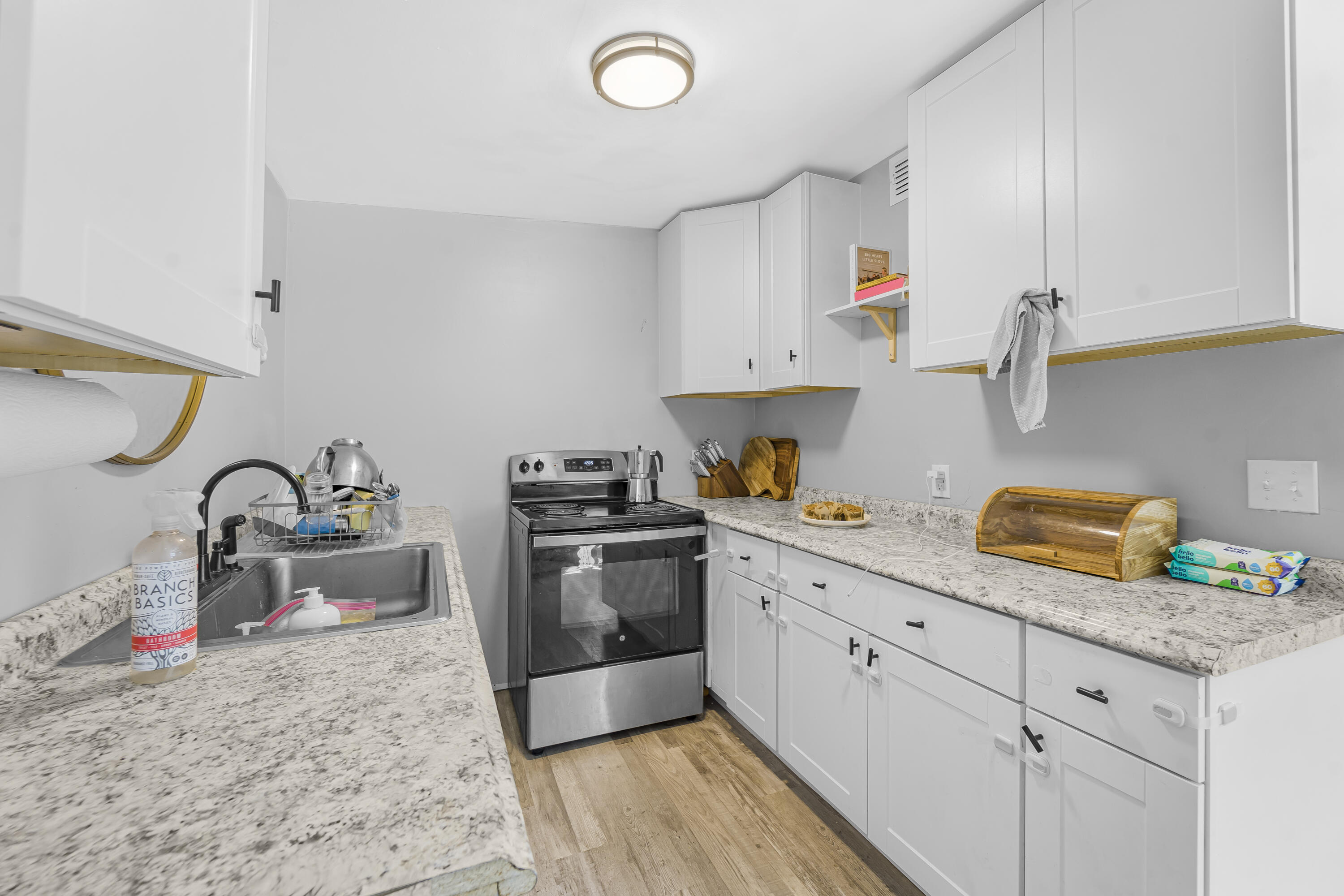 MANDARIN TERRACE UNIT 01 - Residential