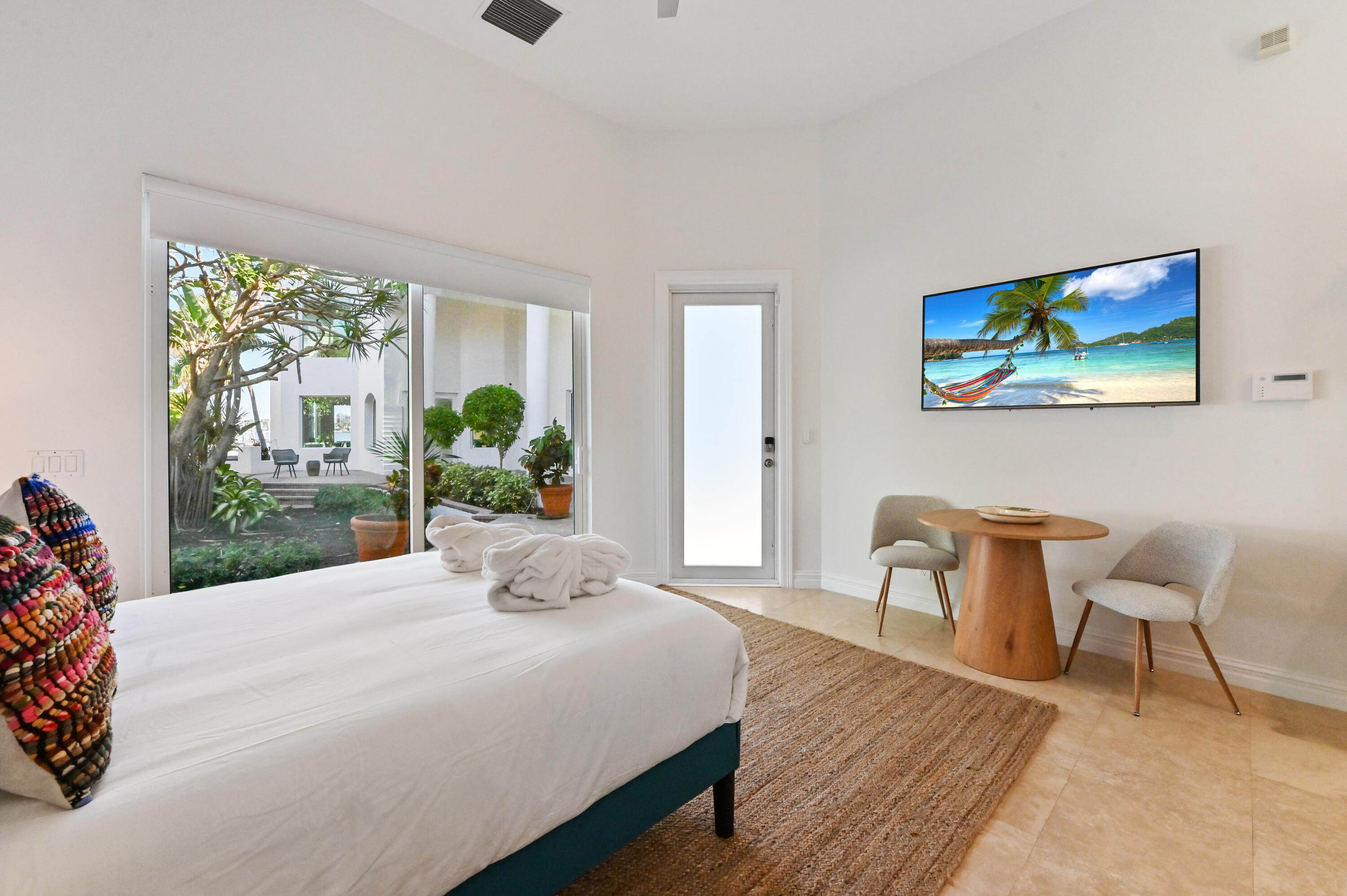 LANTANA POINT - Residential