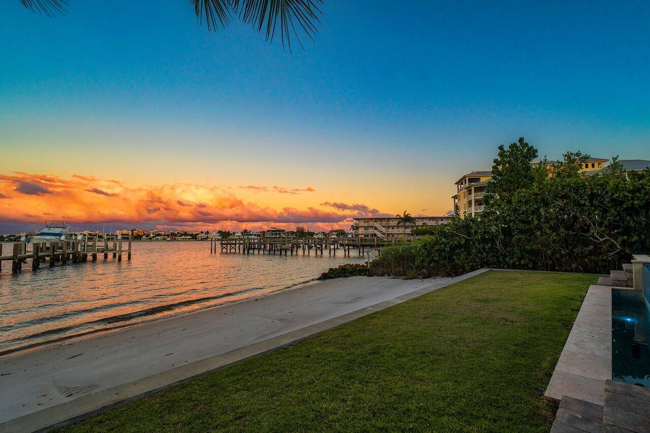 LANTANA POINT - Residential