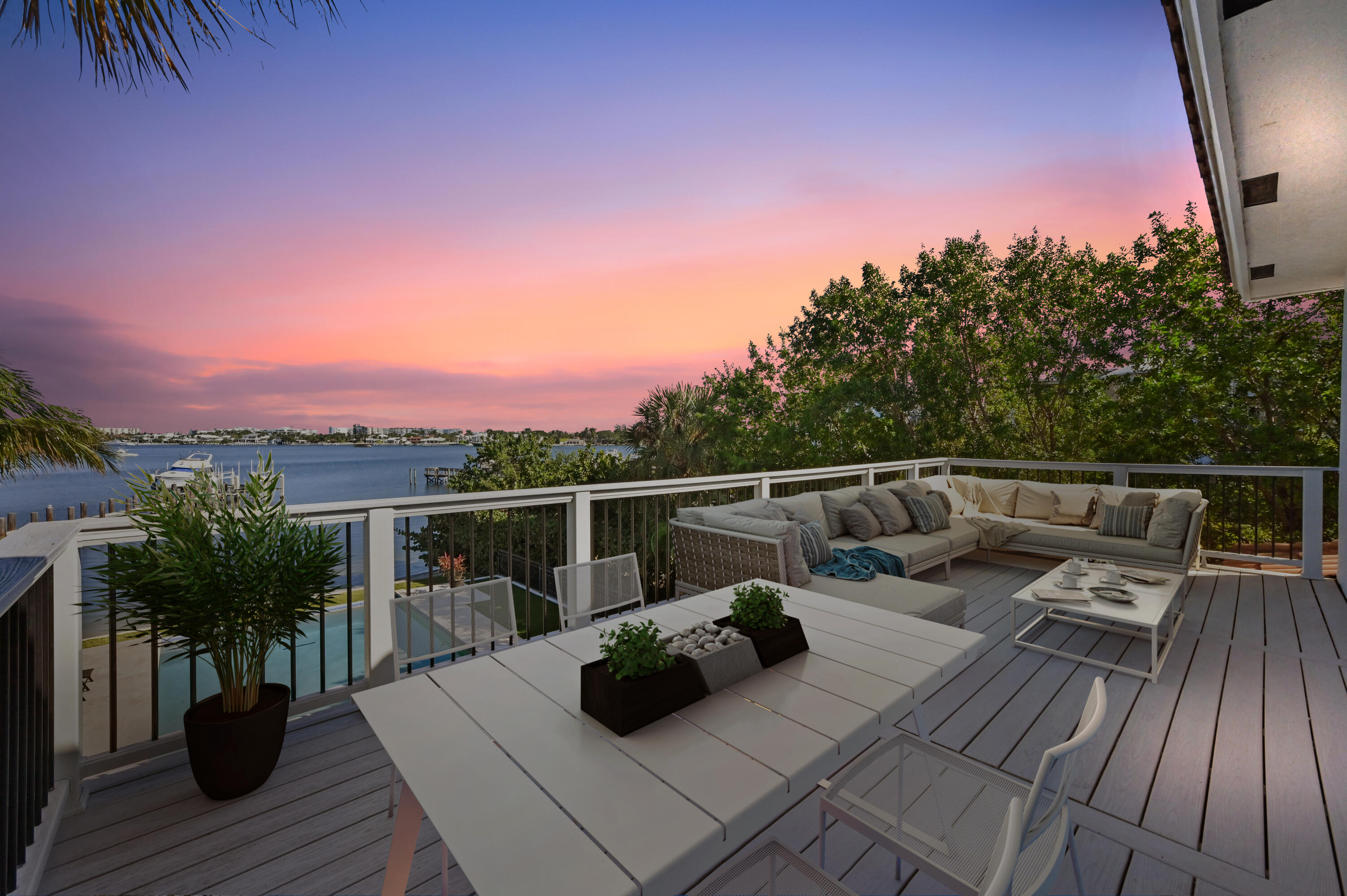LANTANA POINT - Residential