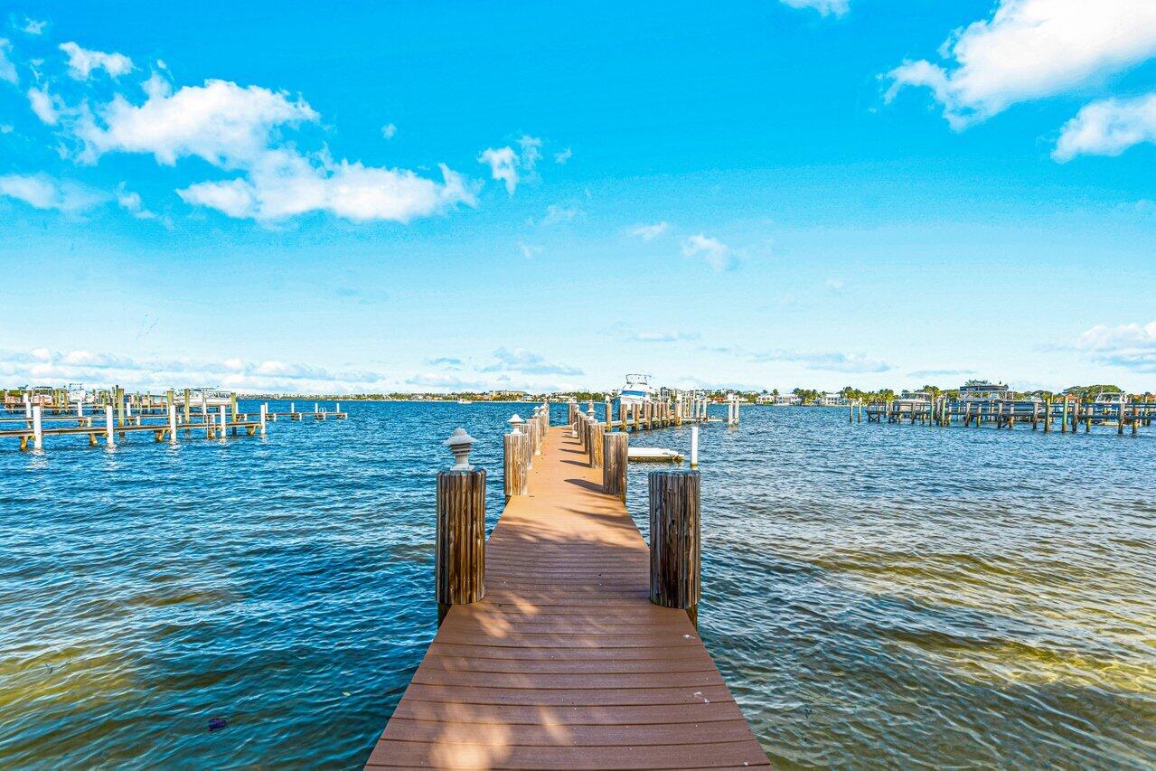 LANTANA POINT - Residential