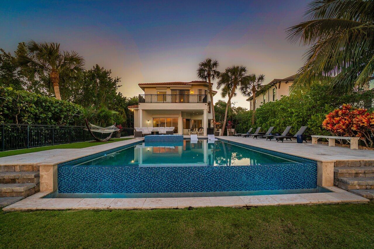 LANTANA POINT - Residential