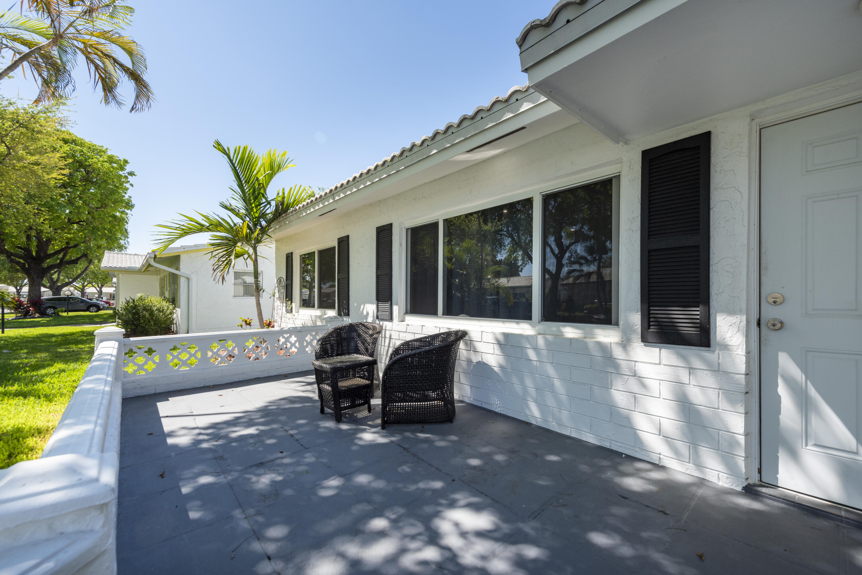 LAUDERDALE WEST 2 SEC - Residential