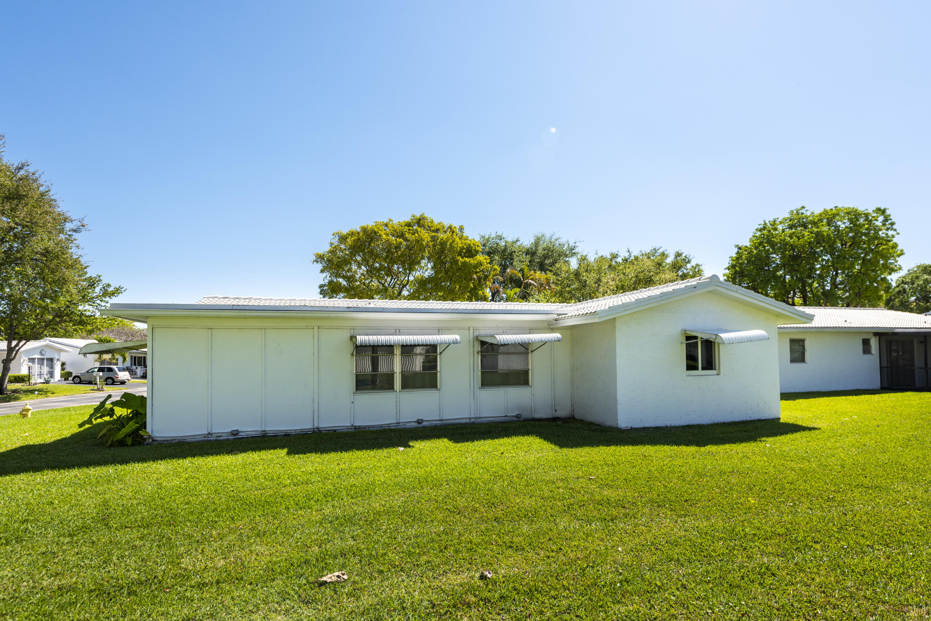 LAUDERDALE WEST 2 SEC - Residential