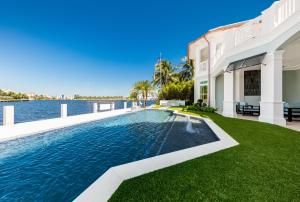 Seven Isles - Residential
