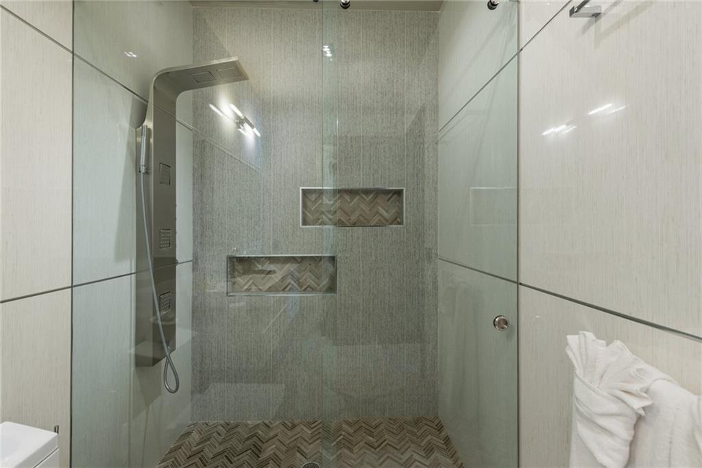 STILWELL ISLES - Residential