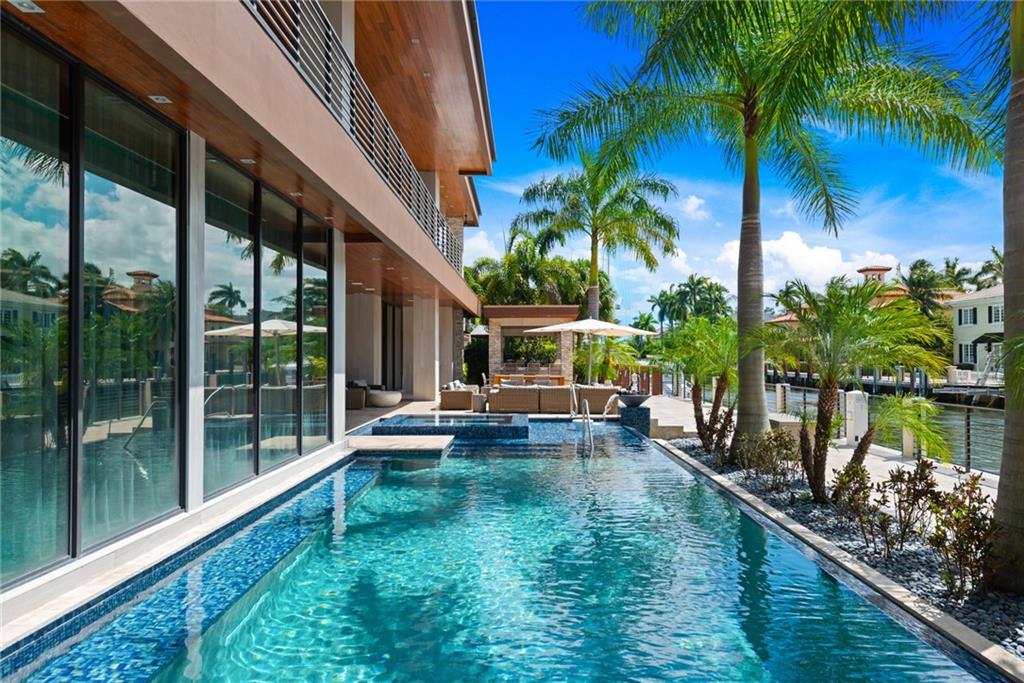 STILWELL ISLES - Residential