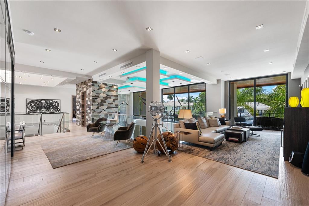 STILWELL ISLES - Residential