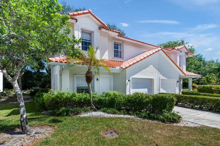 WELLINGTON OF WELLINGTON - Residential Lease