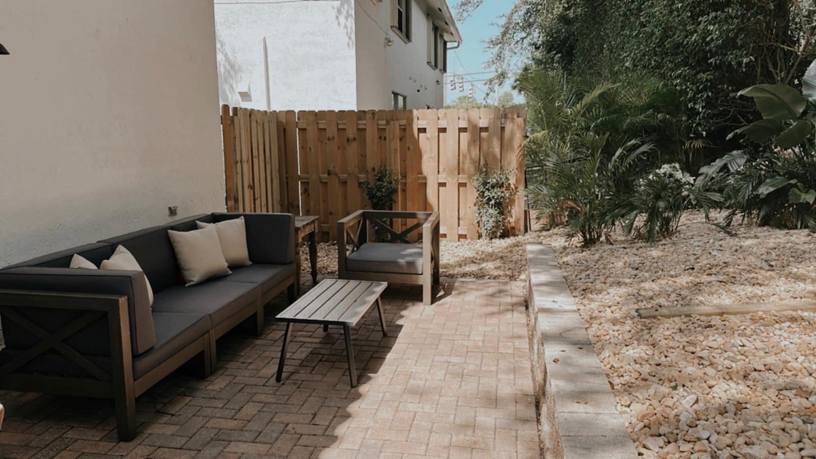 WELLINGTON OF WELLINGTON - Residential Lease