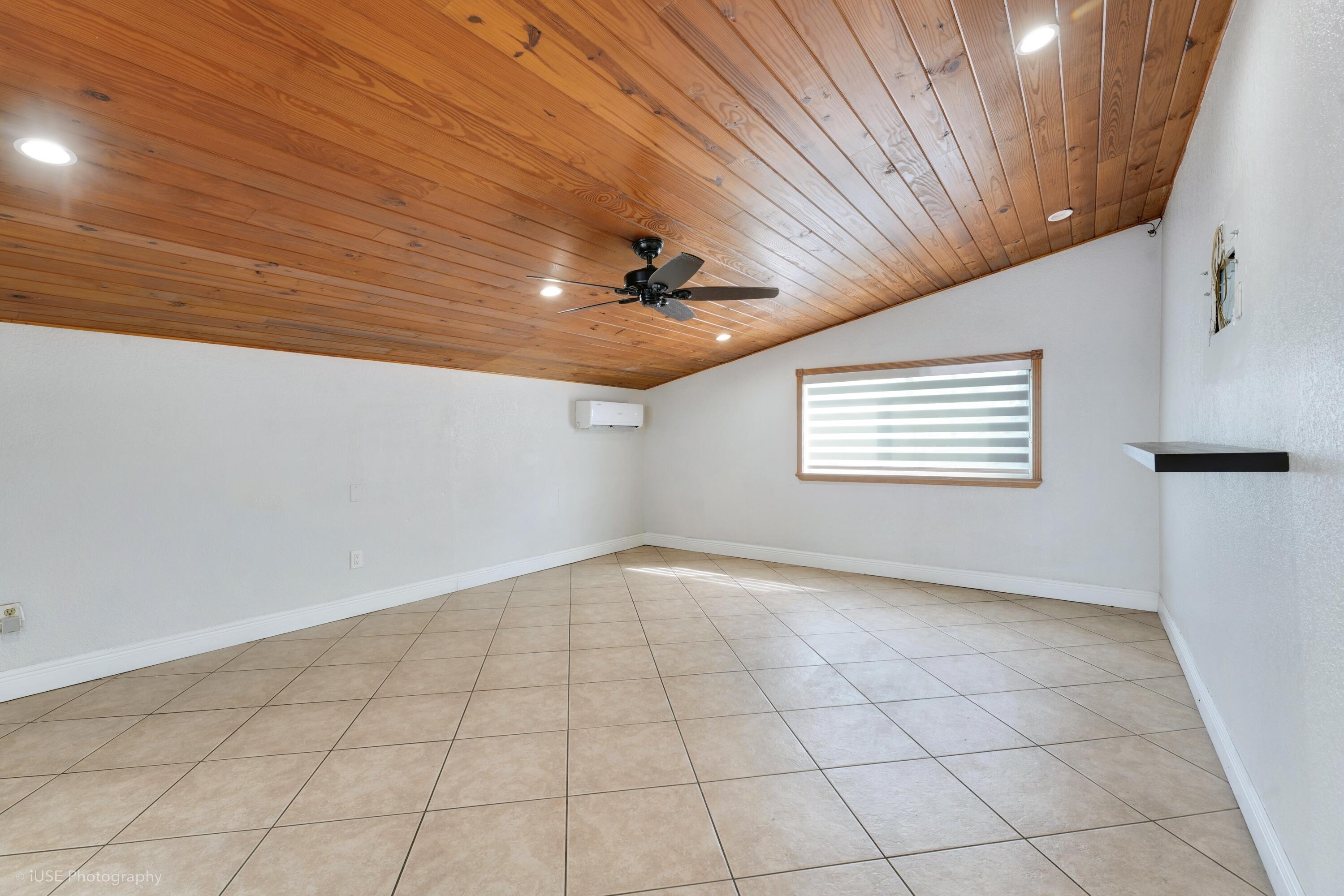 WESTHAVEN HEIGHTS 1ST ADDN - Residential