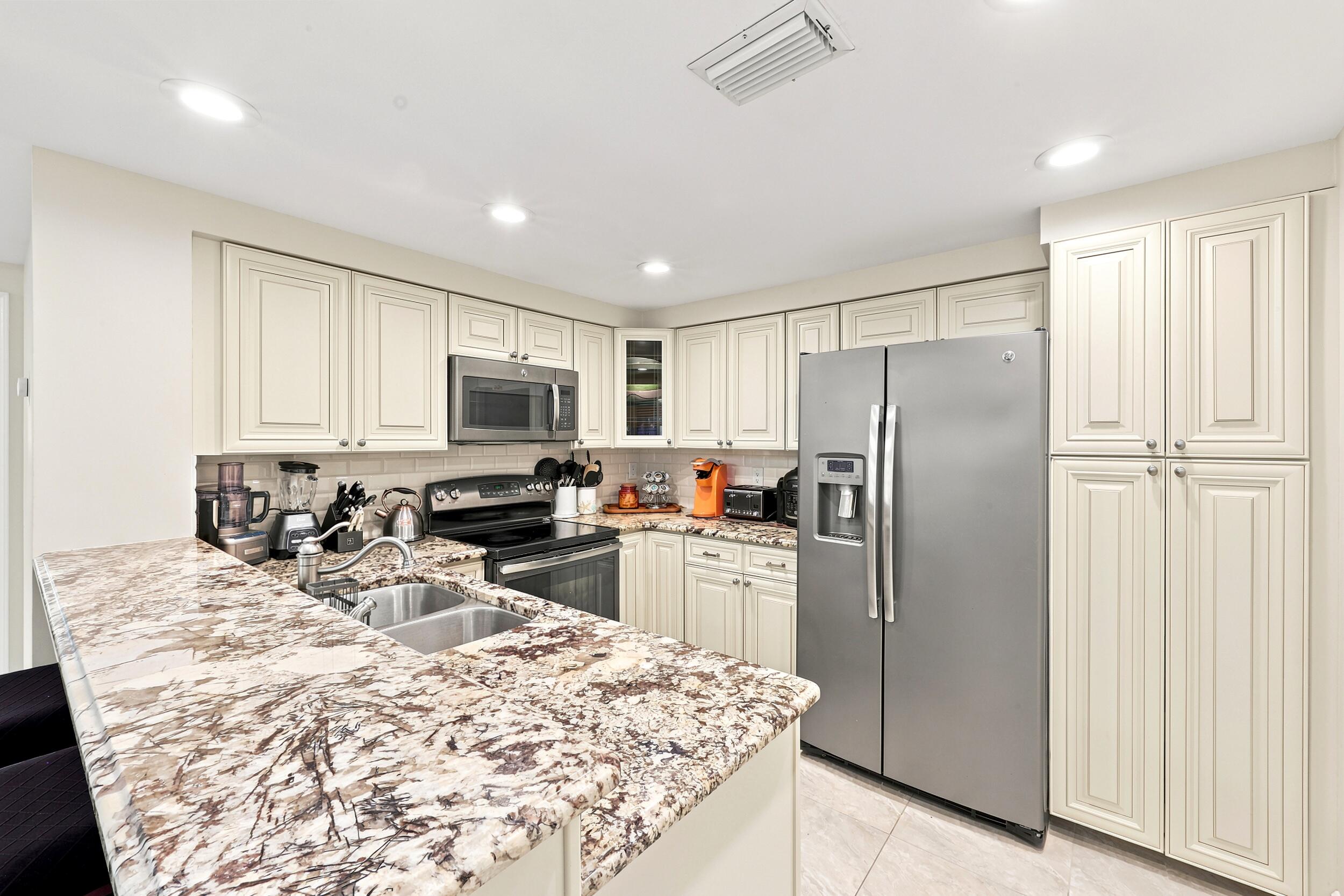 SEA COLONY CONDO - Residential