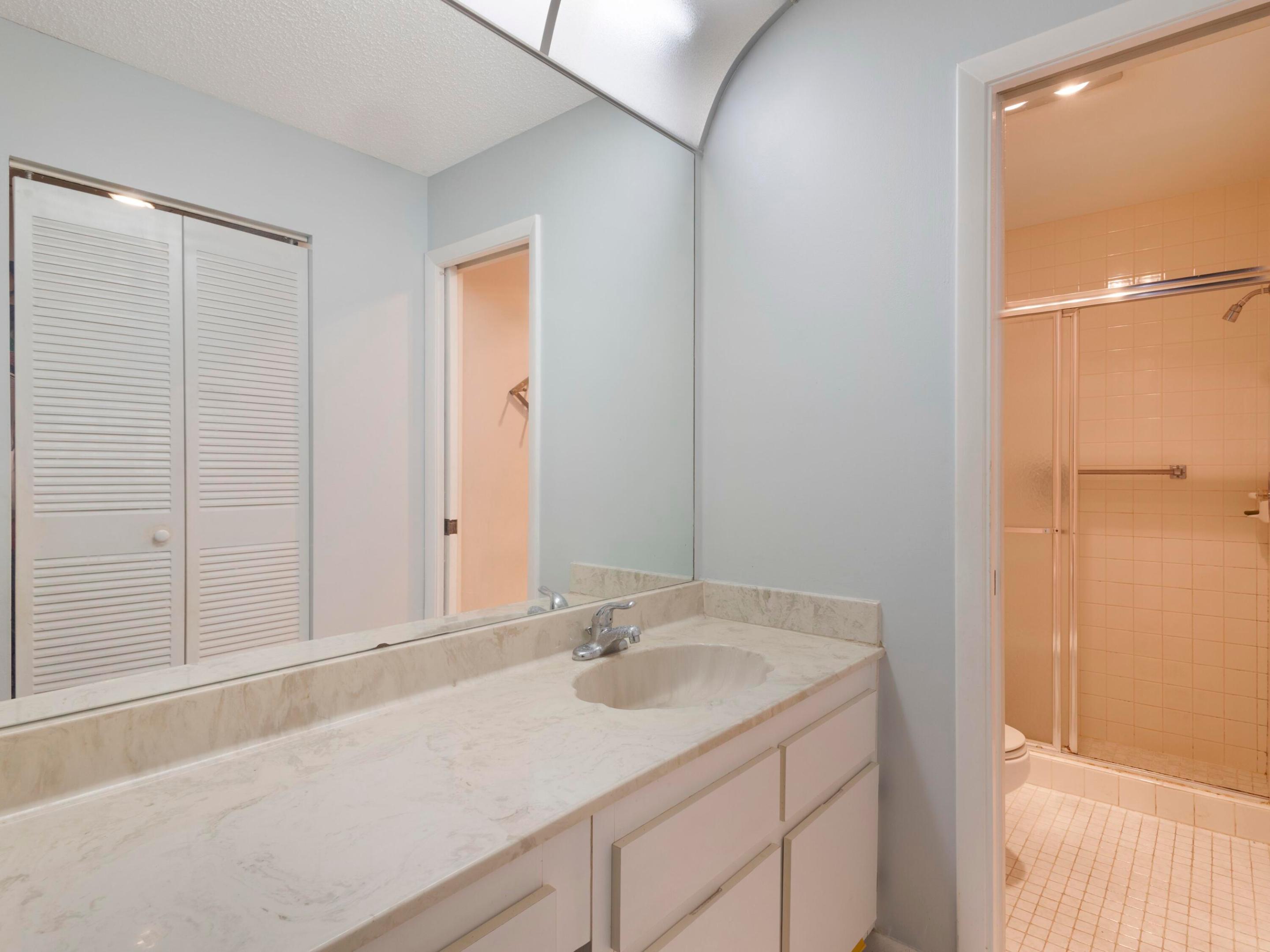 VILLAS OF WILLOW BEND - Residential