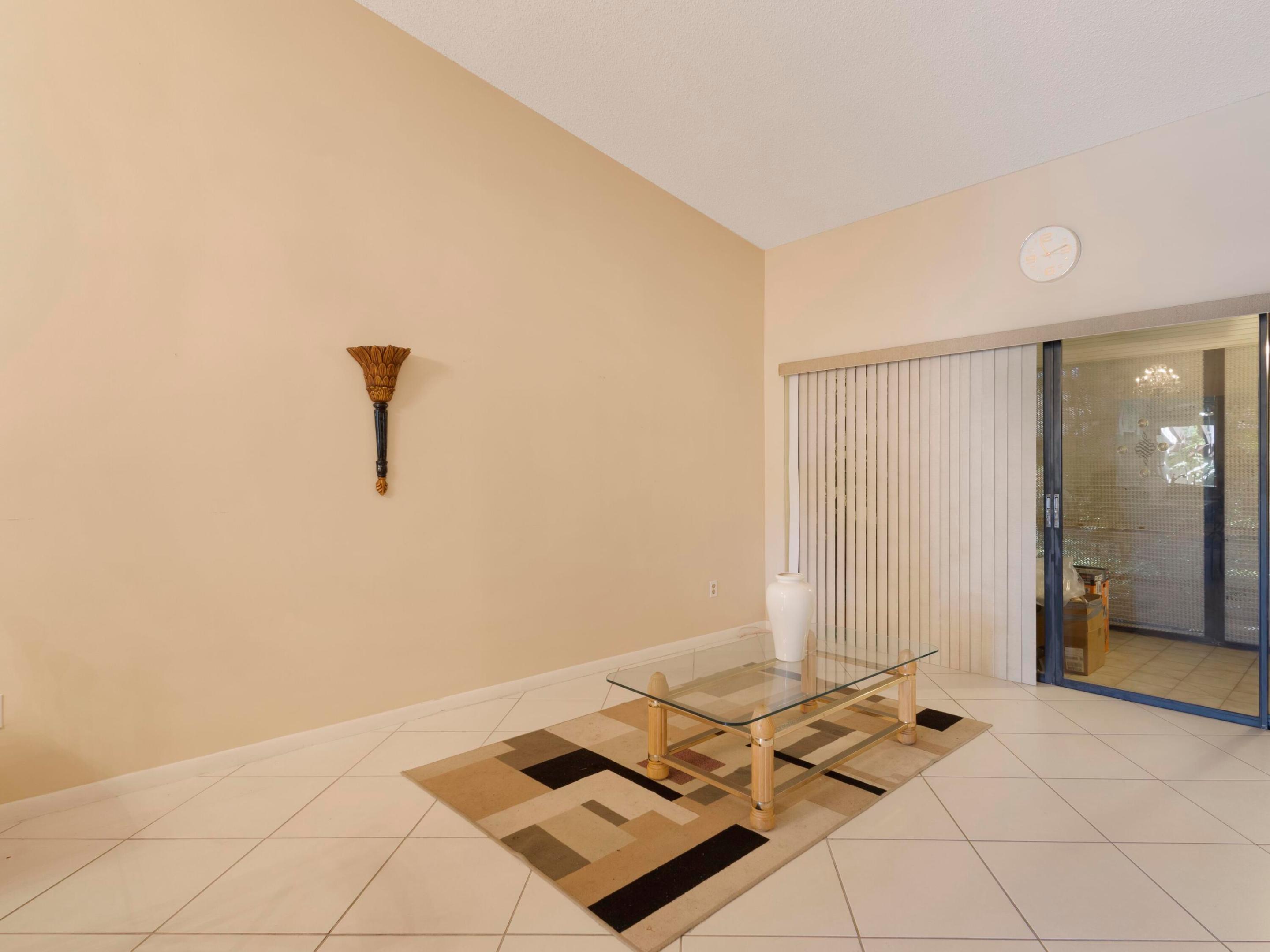 VILLAS OF WILLOW BEND - Residential