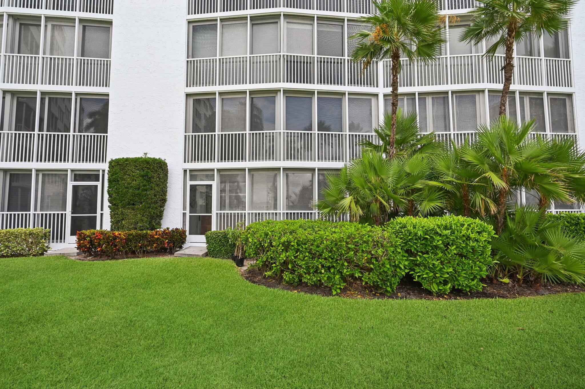 SEAGATE OF HIGHLAND CONDO - Residential