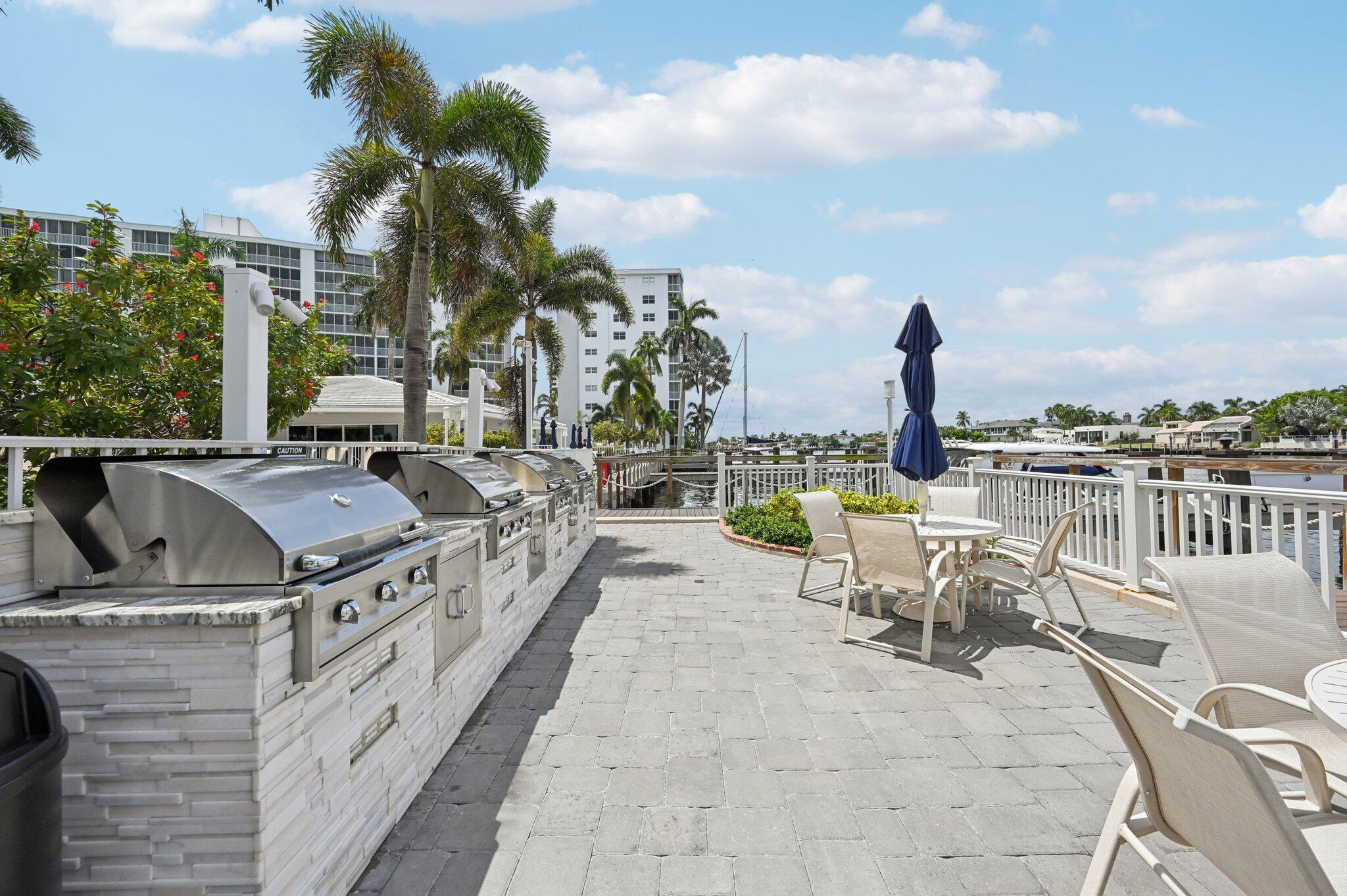 SEAGATE OF HIGHLAND CONDO - Residential