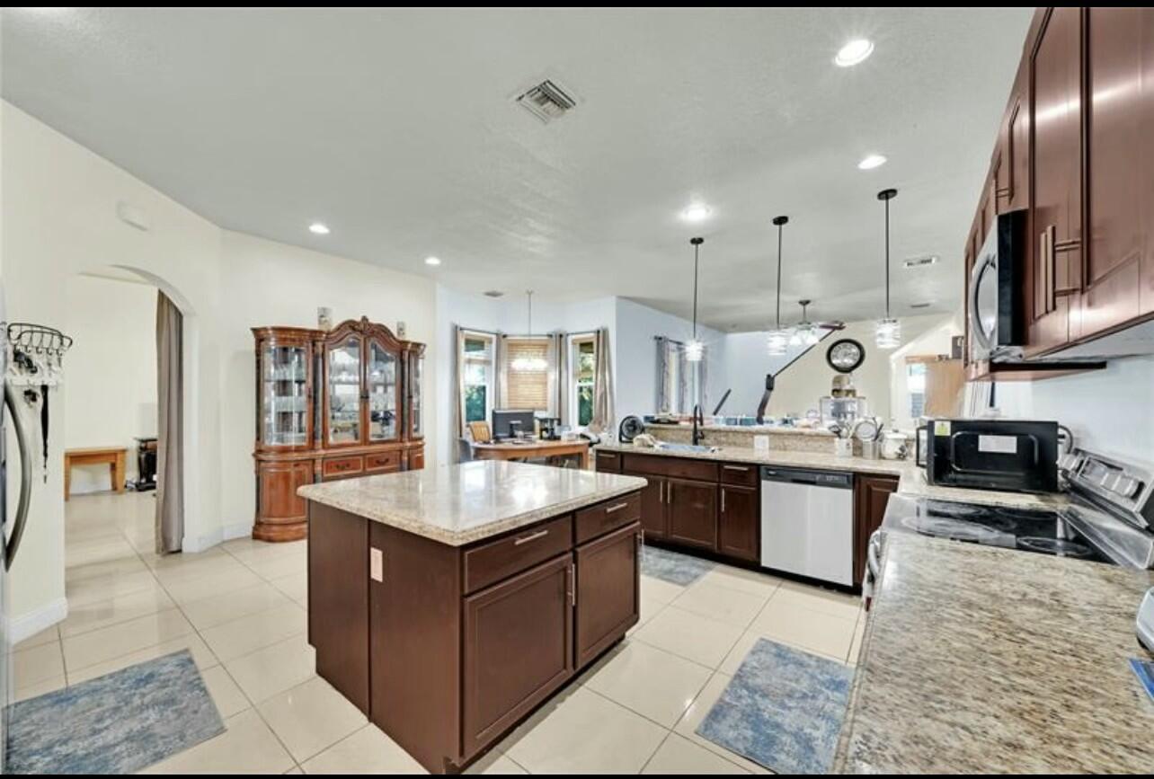 PORT ST LUCIE SECTION 44 - Residential