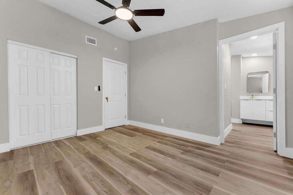 COLONIAL LAKES VILLAS - Residential