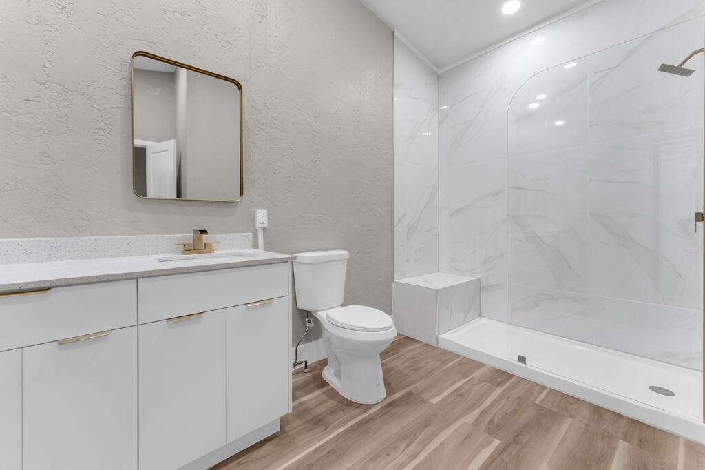 COLONIAL LAKES VILLAS - Residential