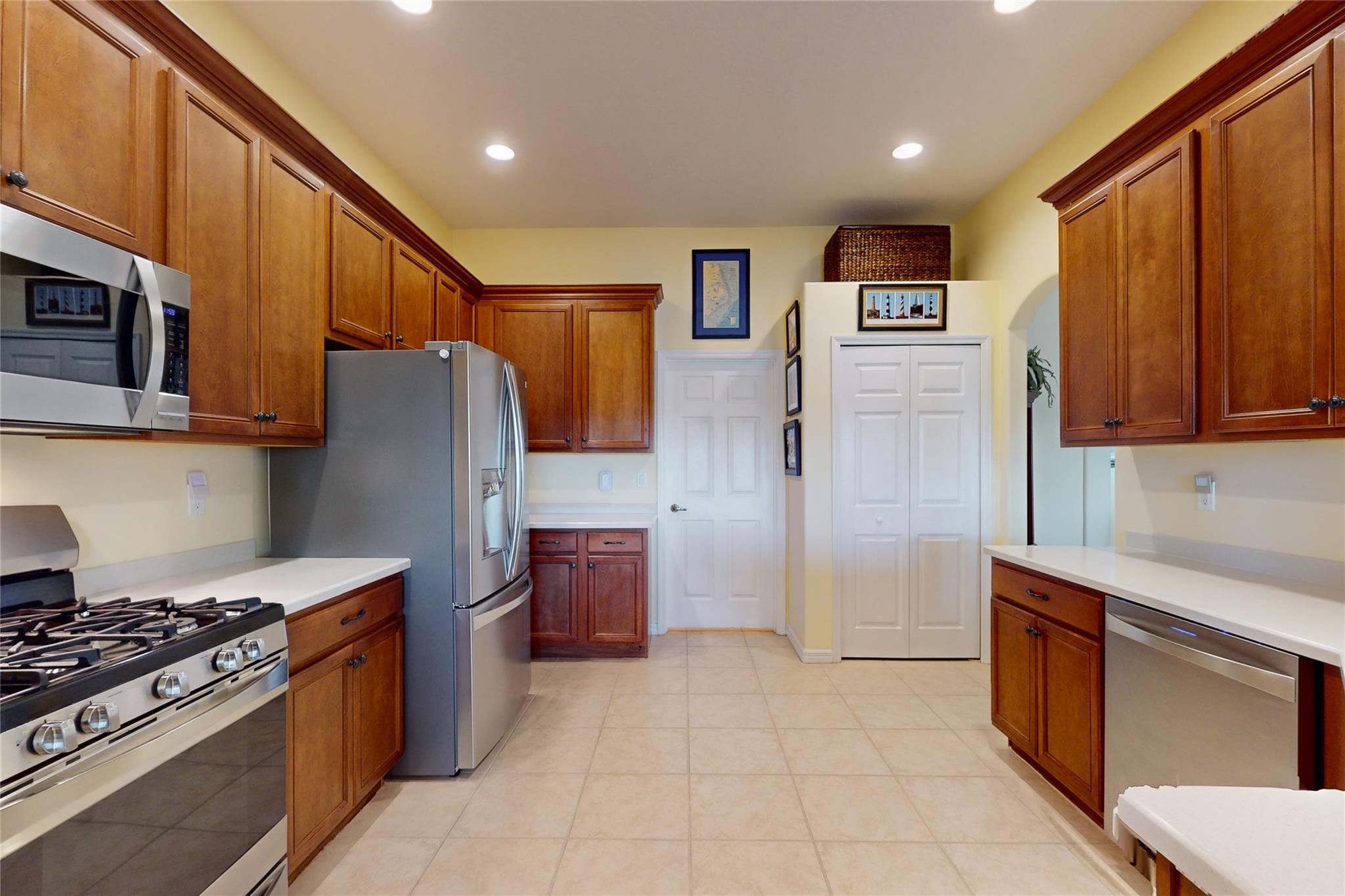 South Lakes - Residential