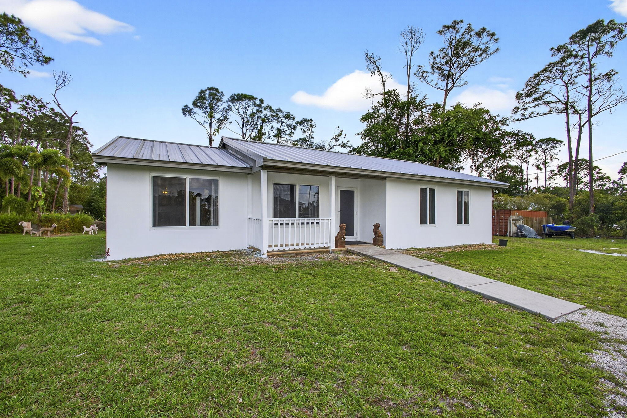 34-42-41~ N 241.5 FT OF S 4344.5 FT OF W 209 FT OF - Residential