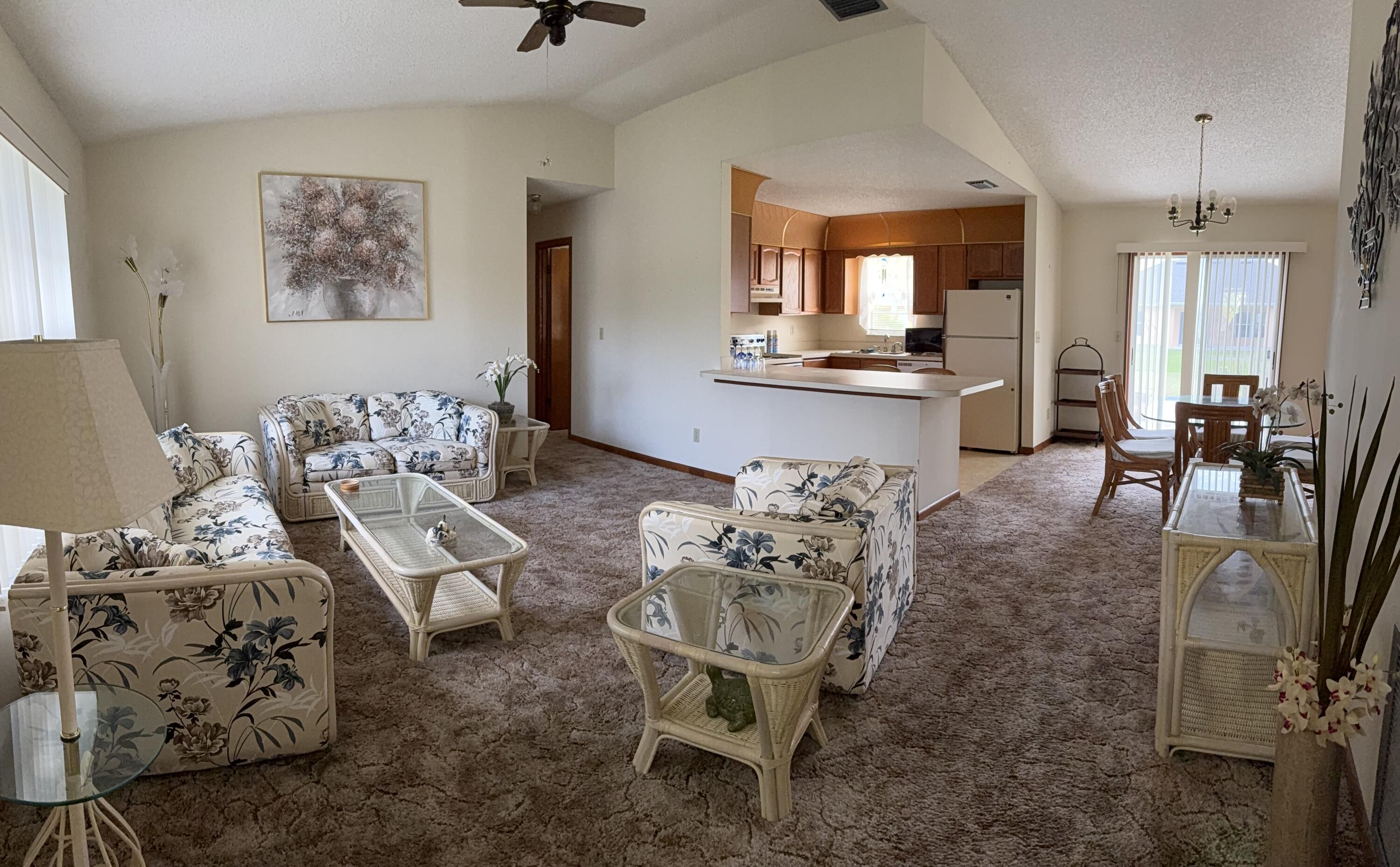 PORT ST LUCIE SECTION 27 - Residential