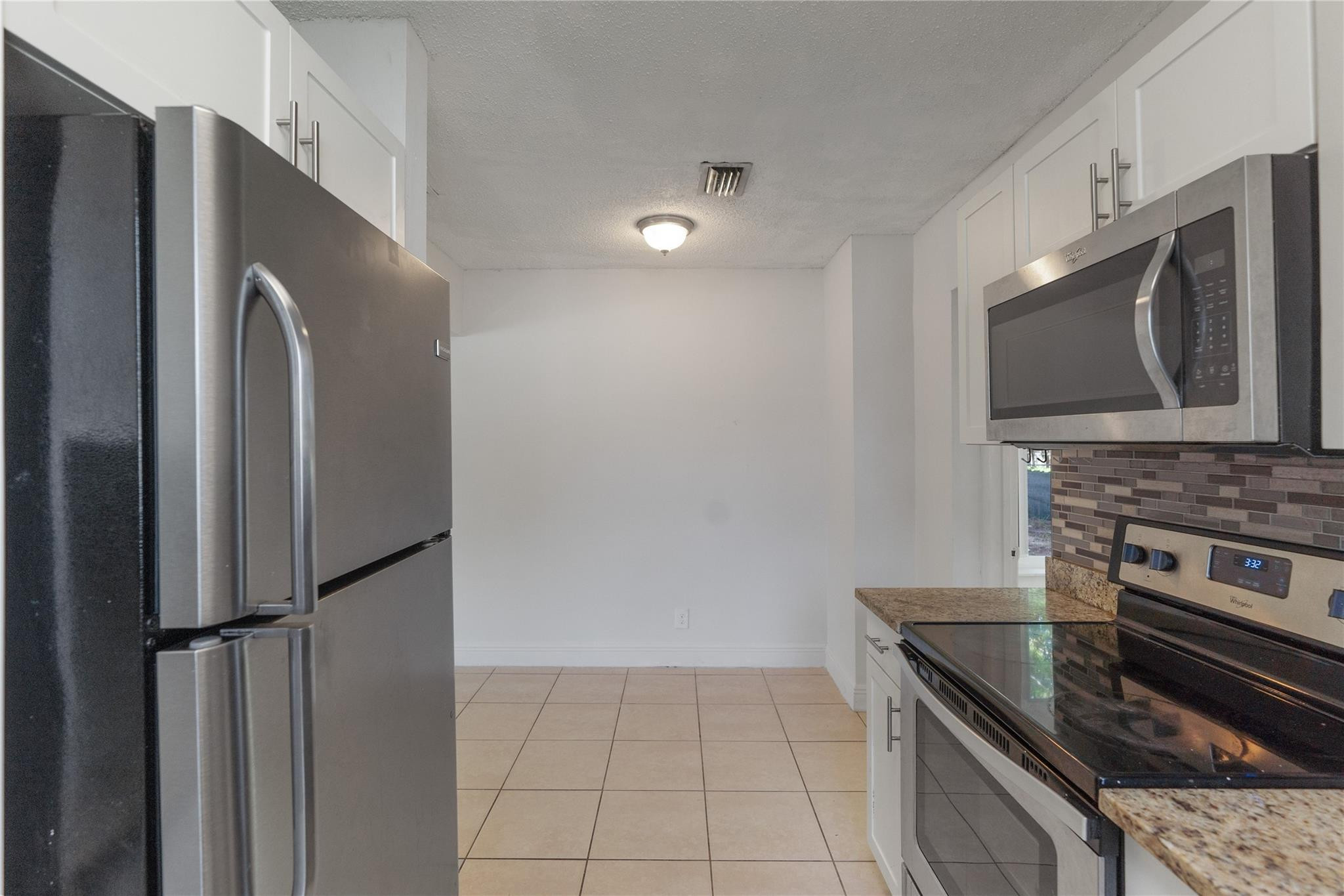 HILLMONT HGTS REV & ADD - Residential Lease