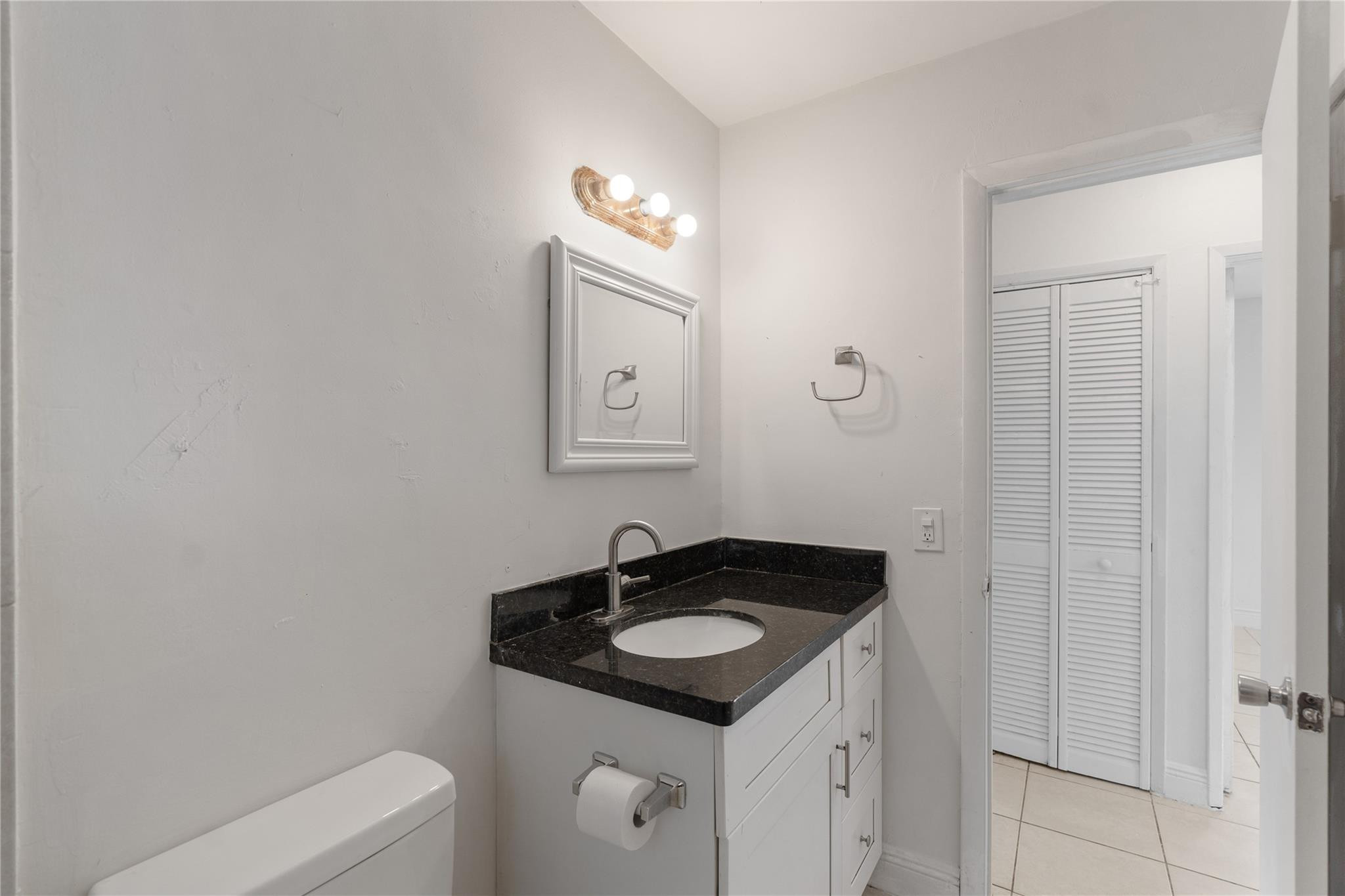HILLMONT HGTS REV & ADD - Residential Lease
