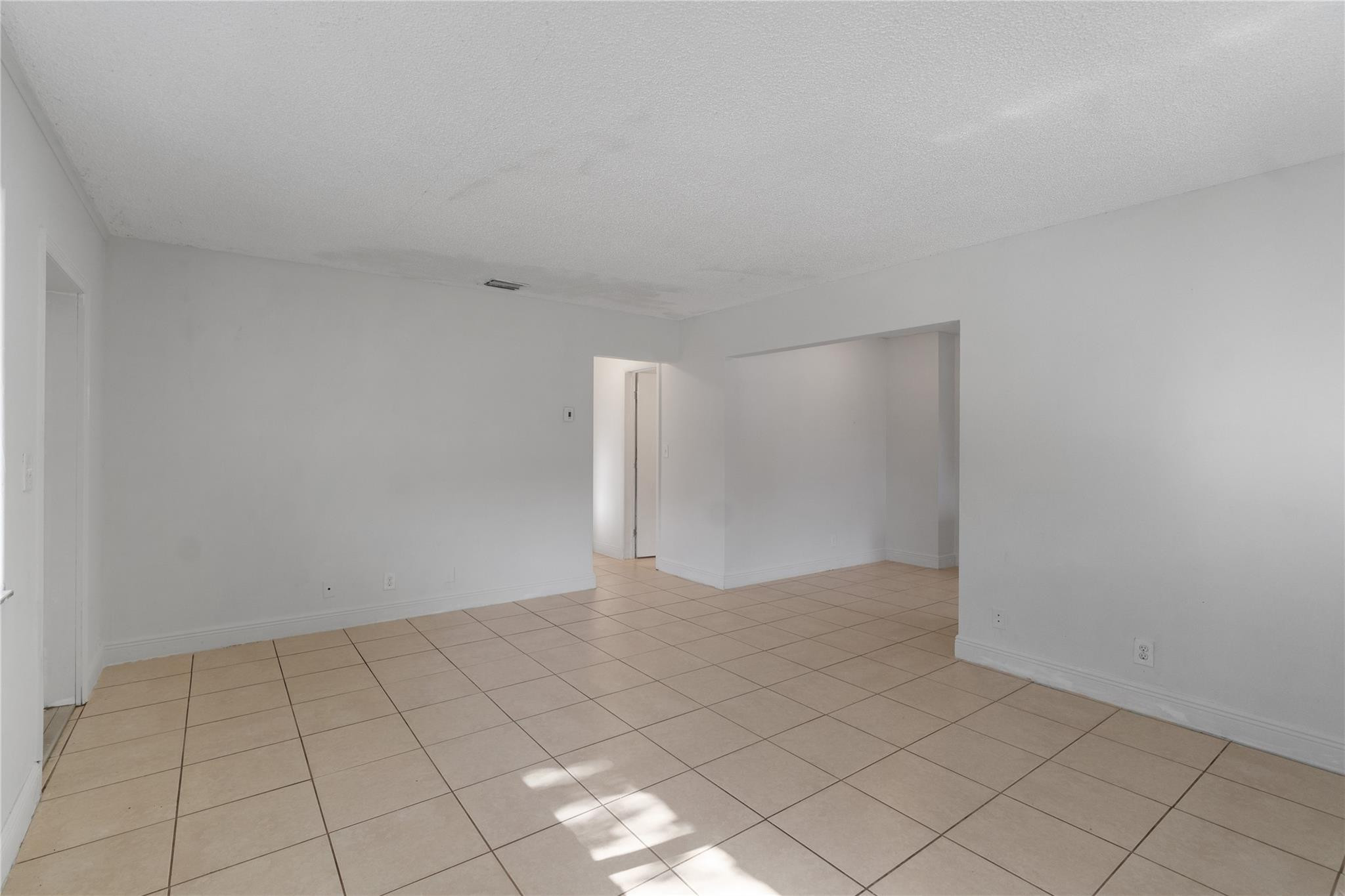 HILLMONT HGTS REV & ADD - Residential Lease
