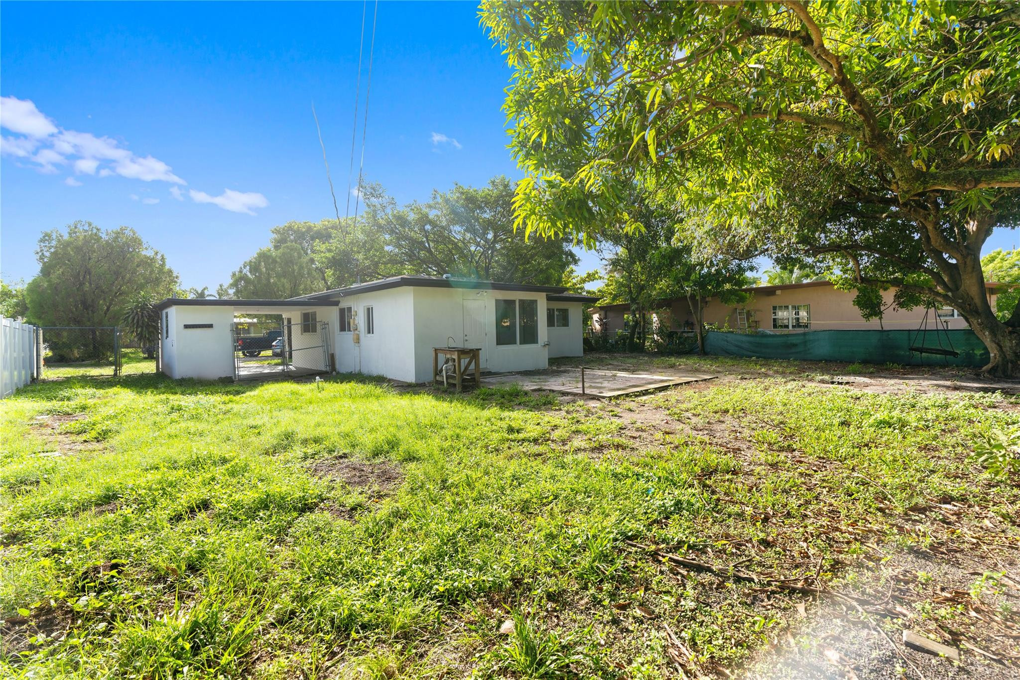 HILLMONT HGTS REV & ADD - Residential Lease