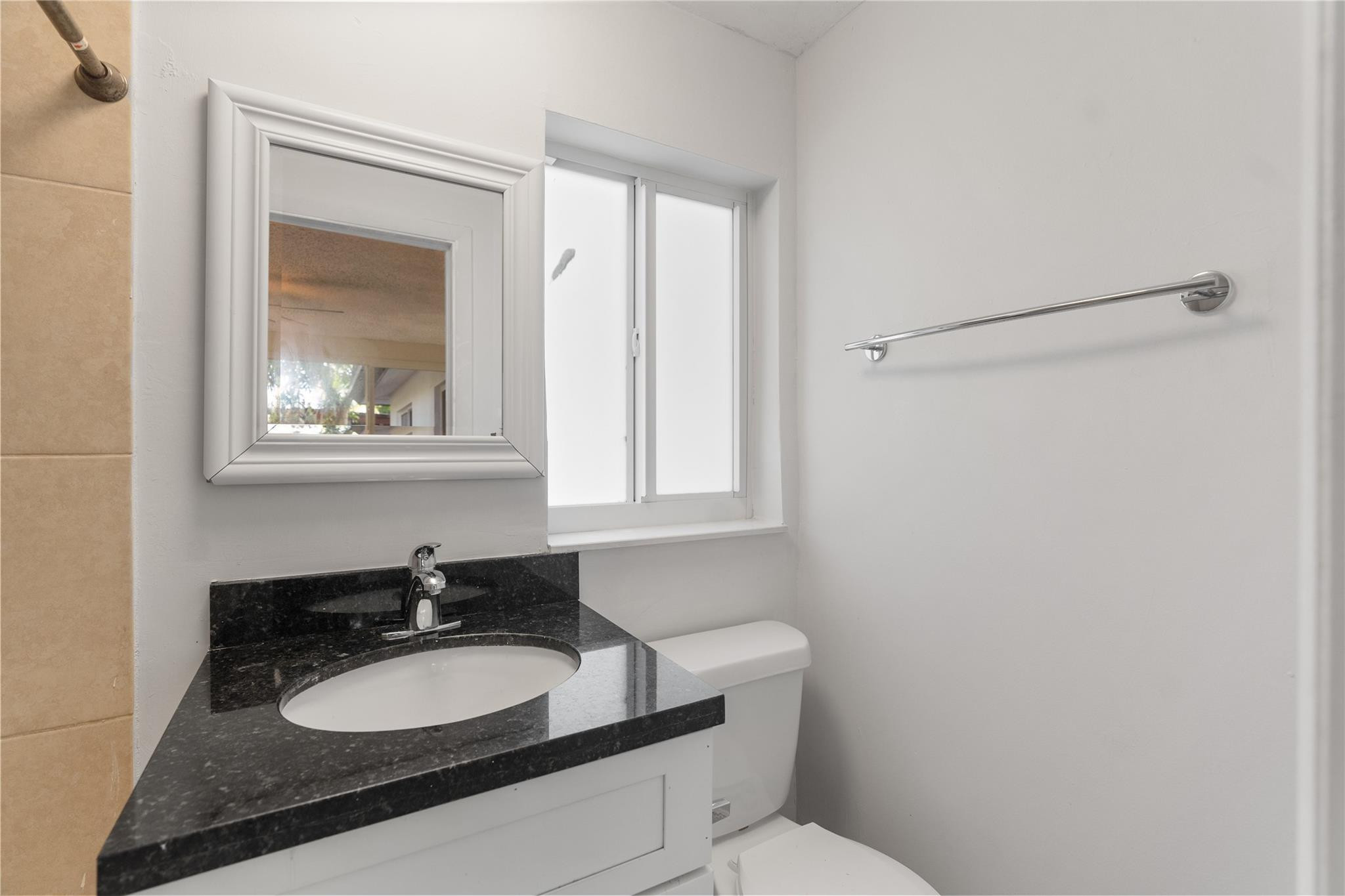 HILLMONT HGTS REV & ADD - Residential Lease