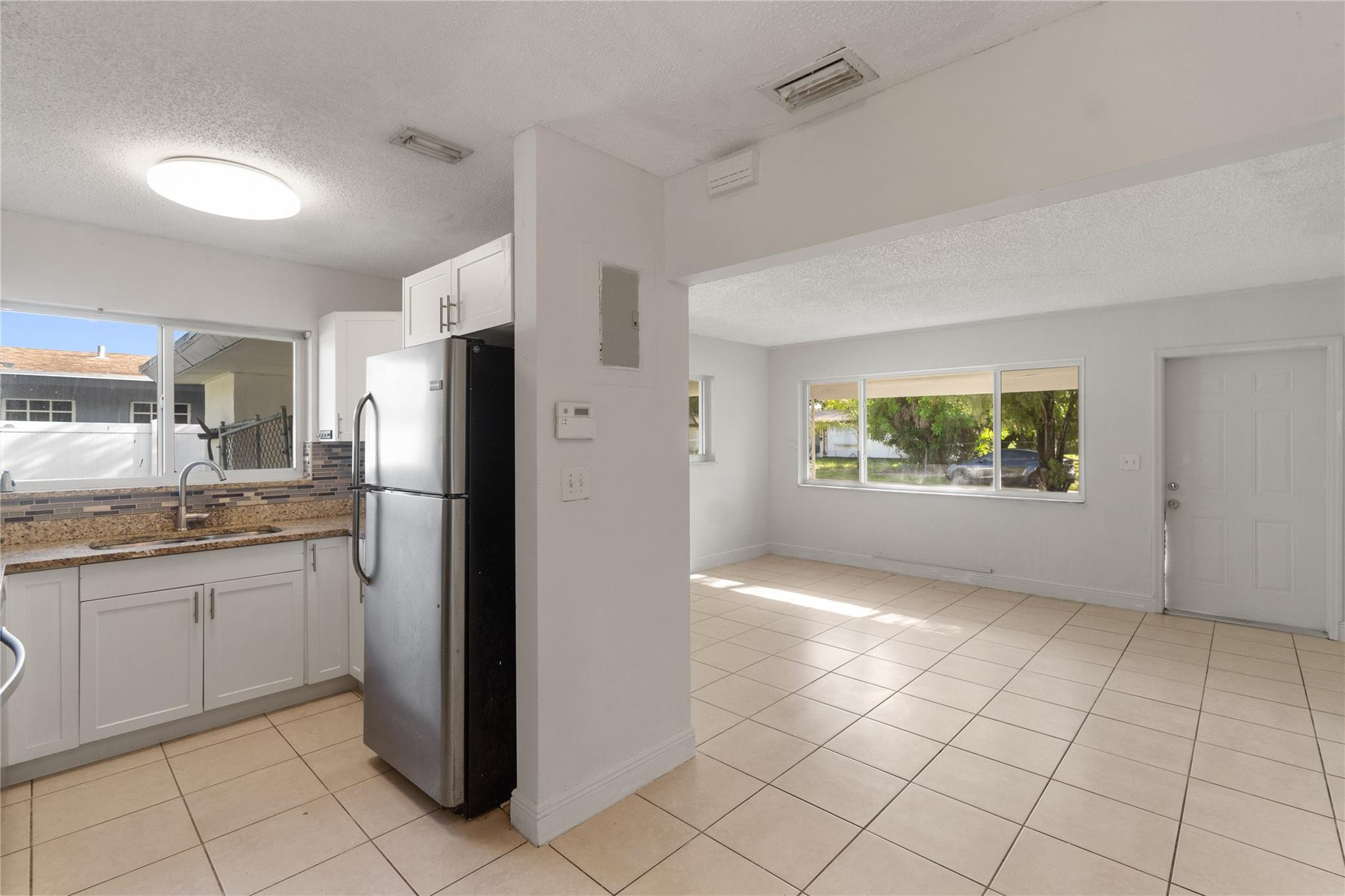 HILLMONT HGTS REV & ADD - Residential Lease
