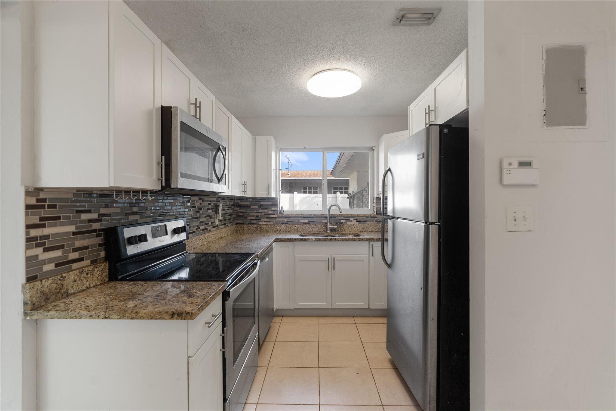 HILLMONT HGTS REV & ADD - Residential Lease