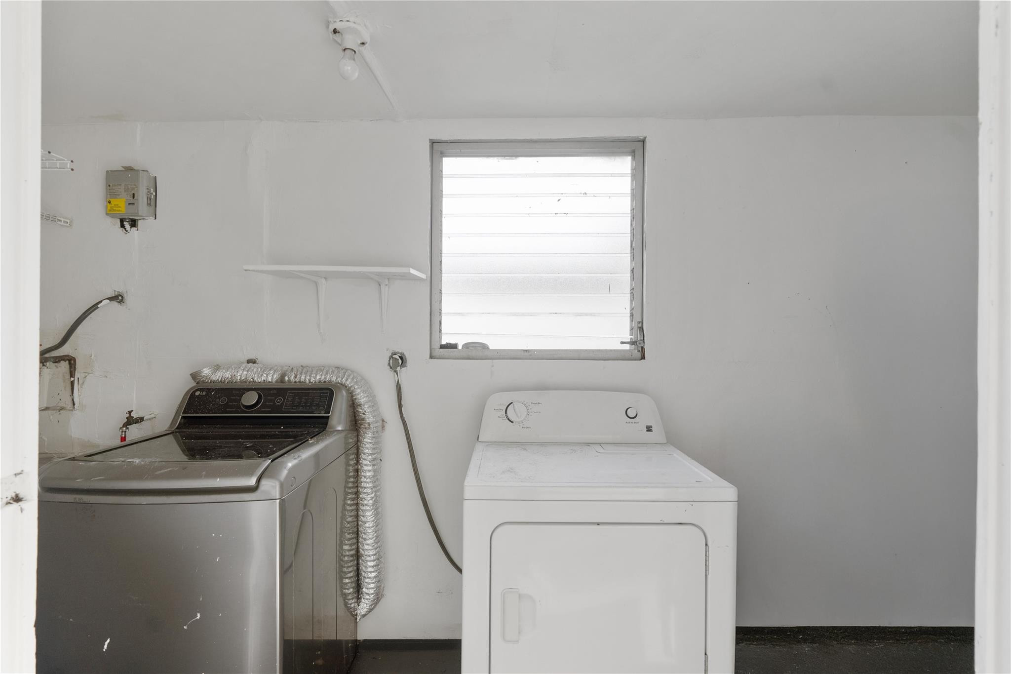 HILLMONT HGTS REV & ADD - Residential Lease