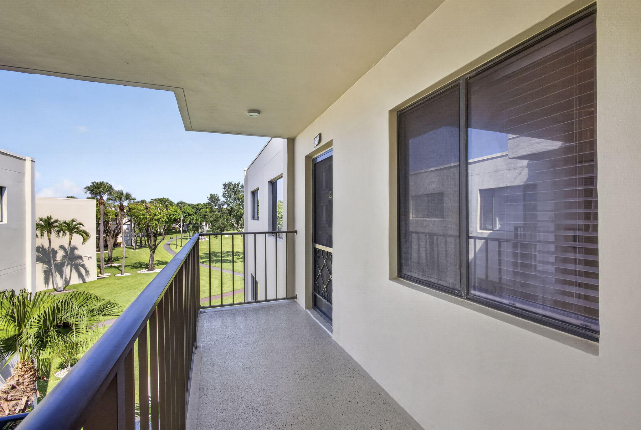 DOGWOOD CONDO - Residential