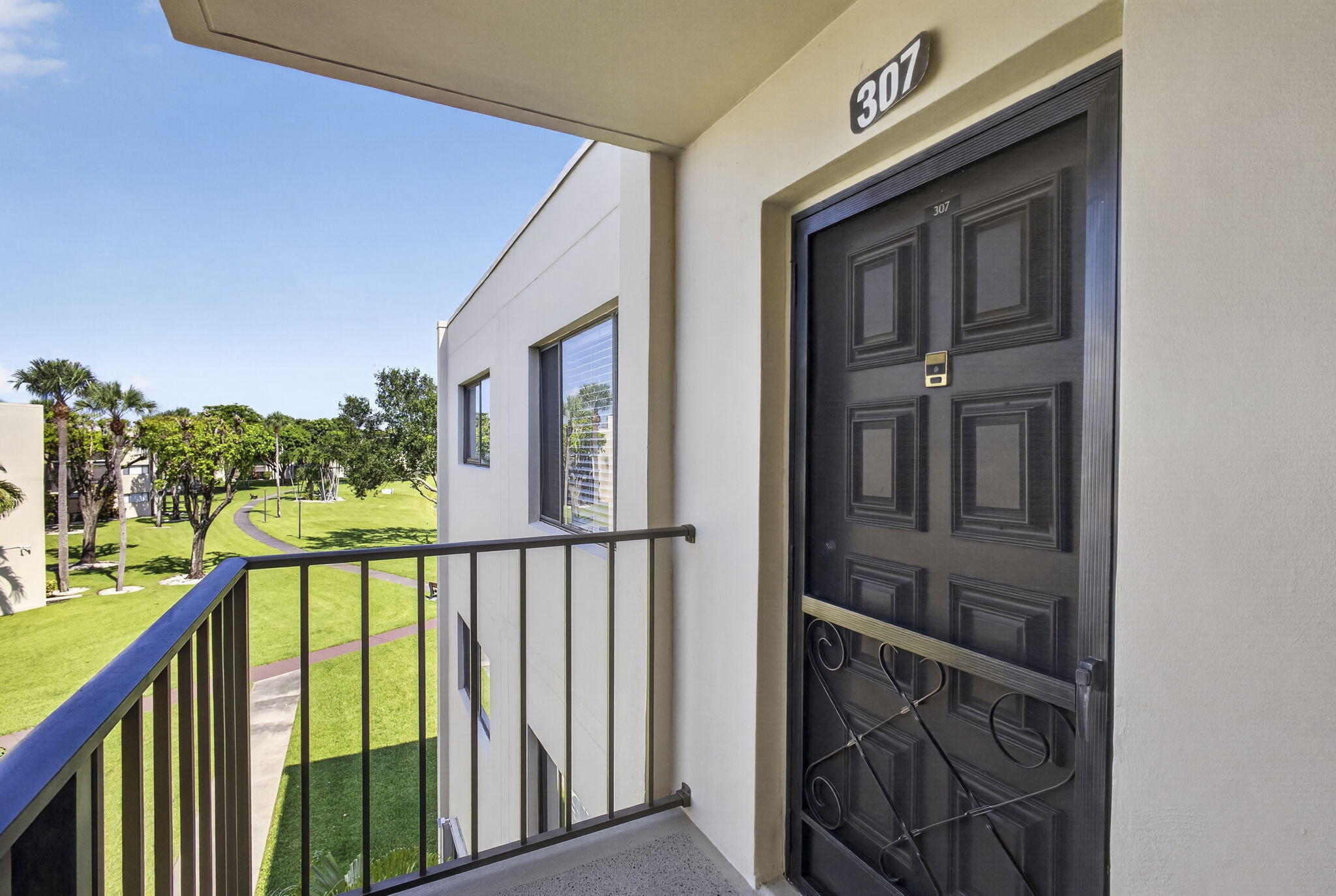 DOGWOOD CONDO - Residential