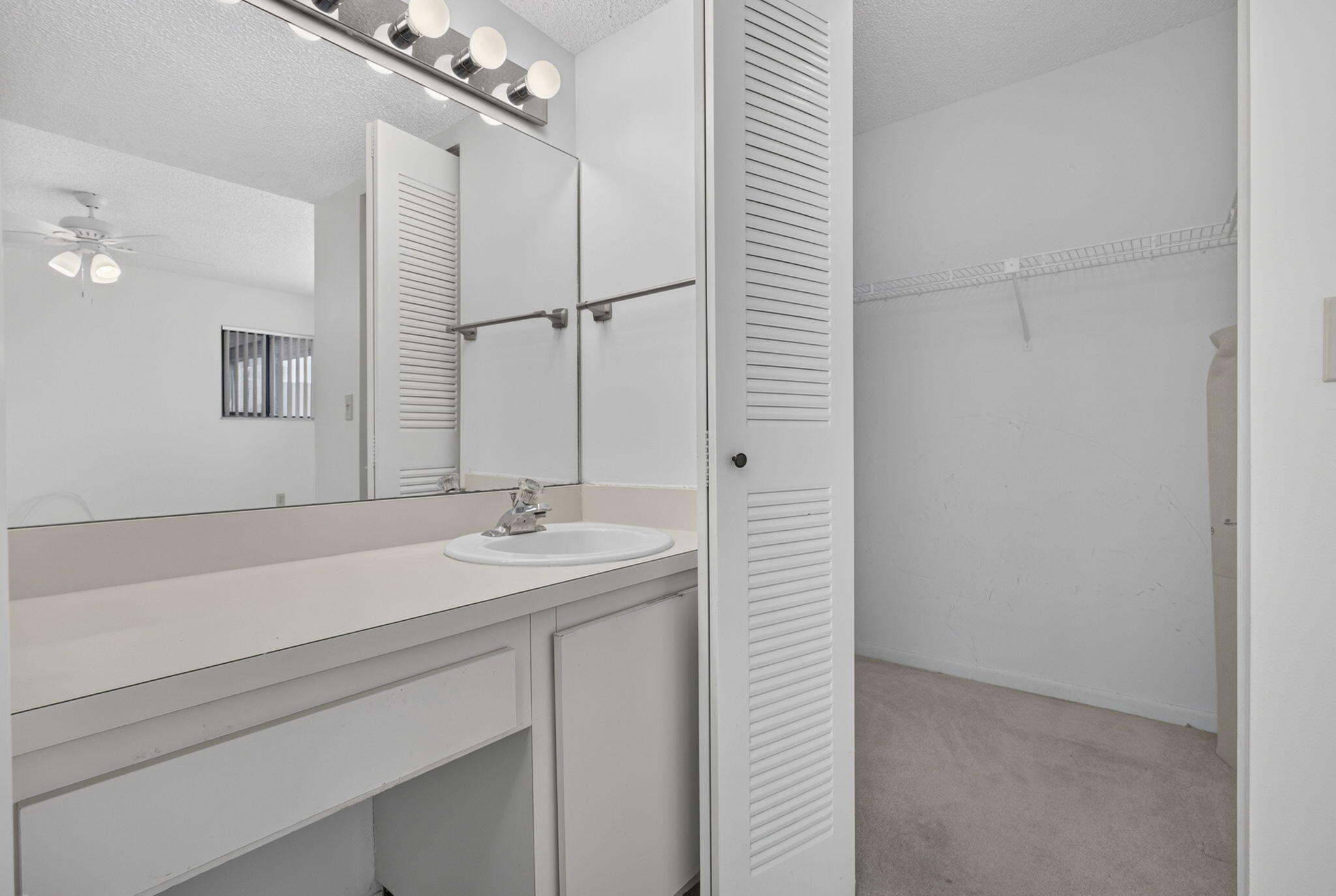 DOGWOOD CONDO - Residential
