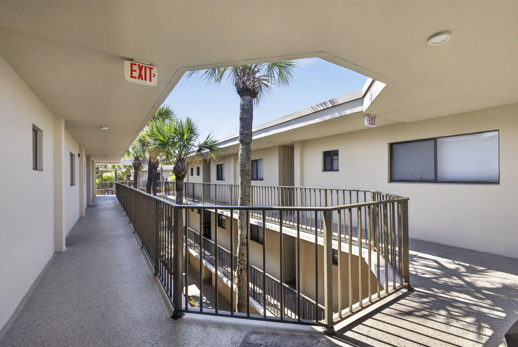 DOGWOOD CONDO - Residential
