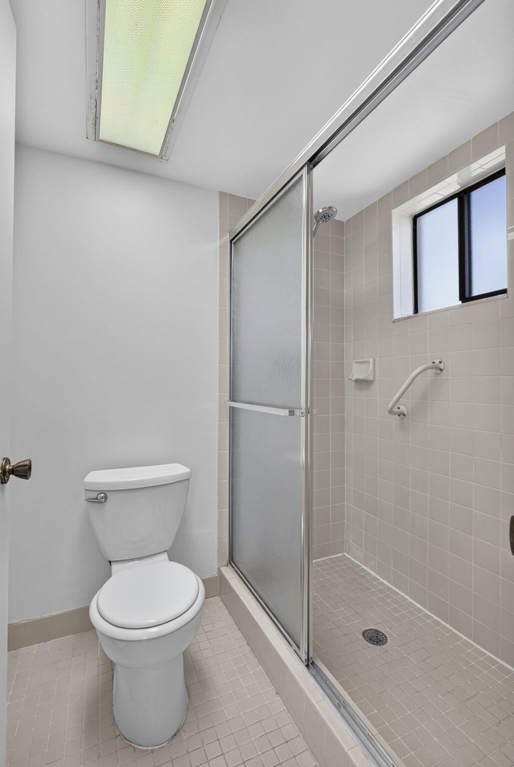 DOGWOOD CONDO - Residential